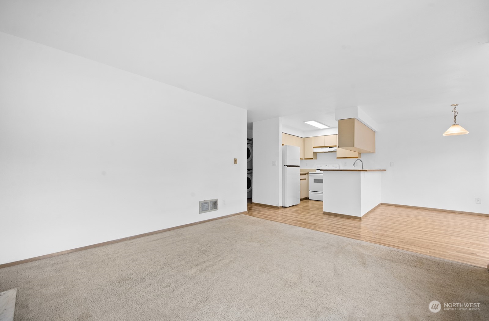12026 15th Avenue 201 Property Photo 5