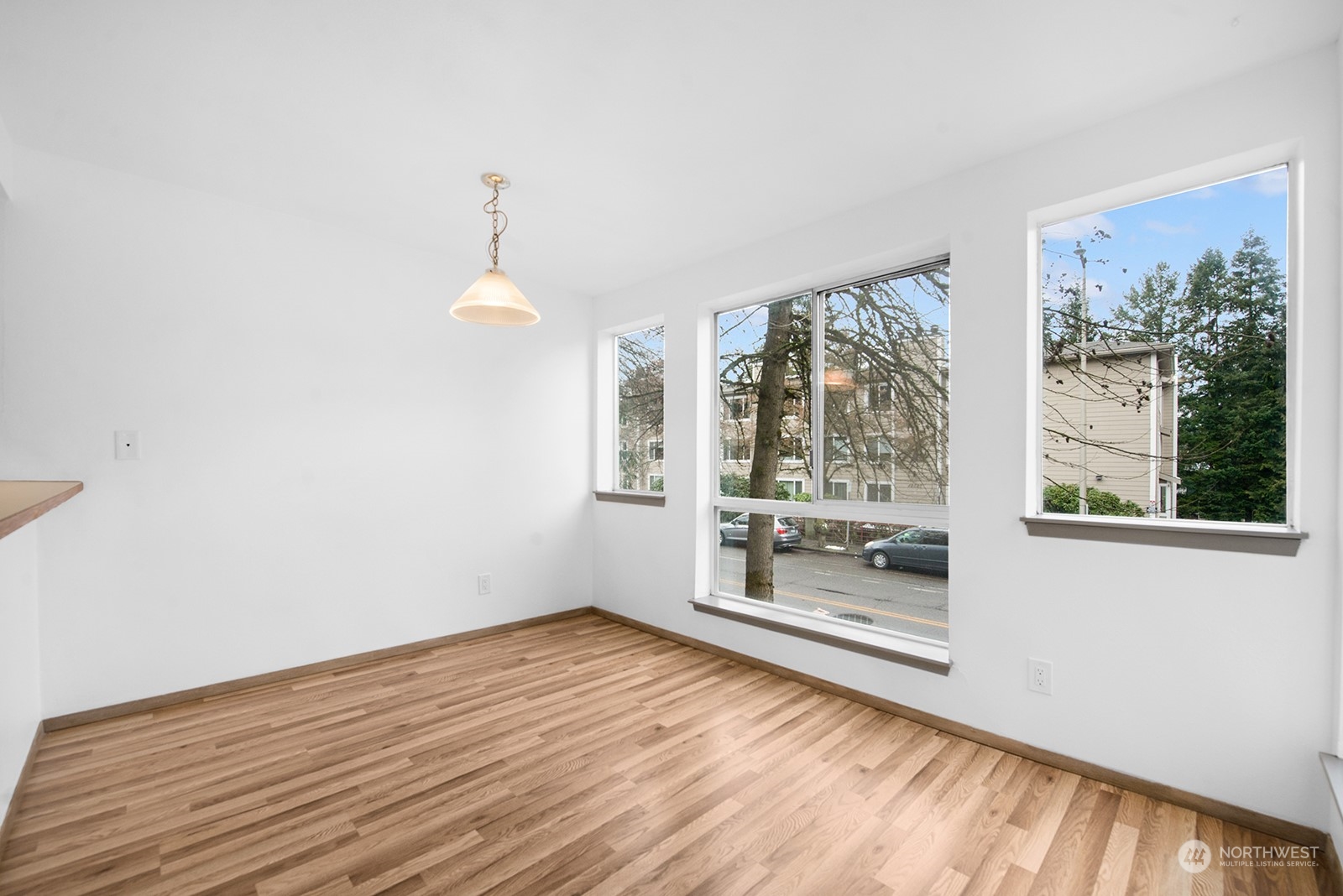 12026 15th Avenue 201 Property Photo 6