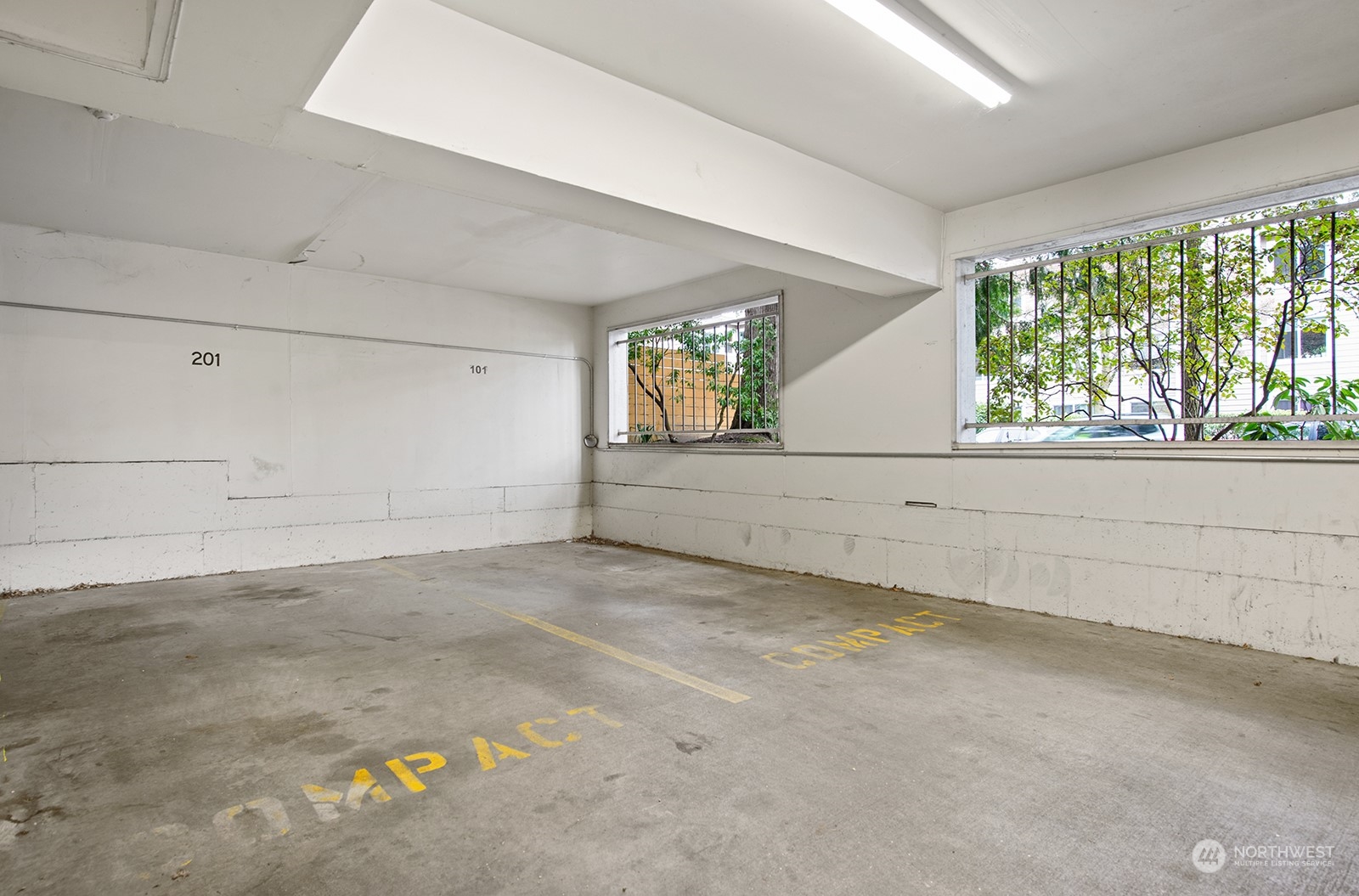 12026 15th Avenue 201 Property Photo 24