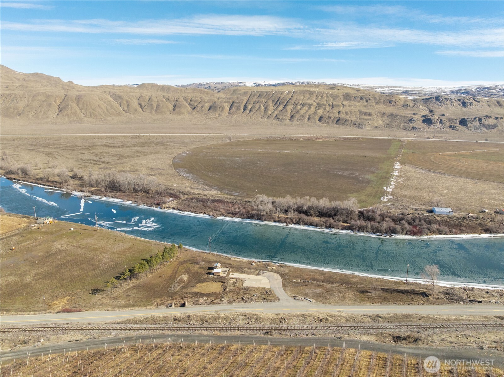 614 Monse River Road Property Photo