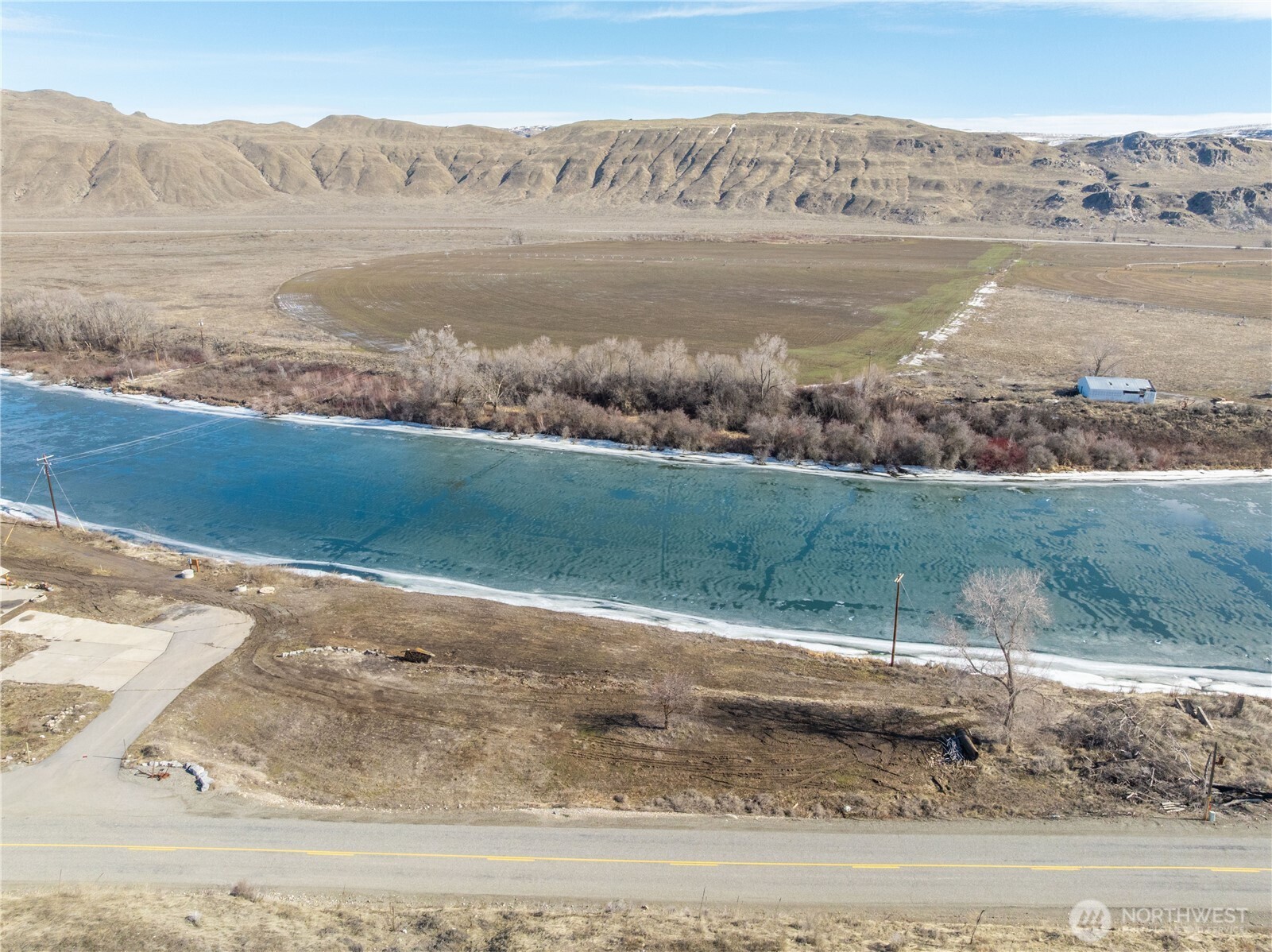 614 Monse River Road Property Photo 11