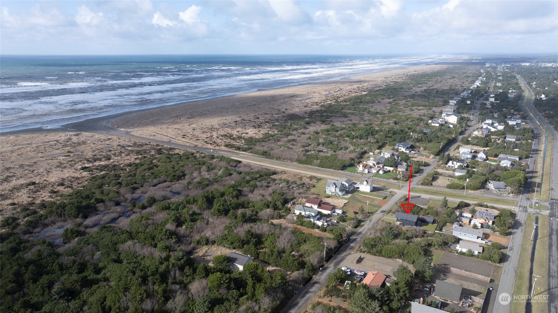 506 S Sand Dune Avenue Property Photo 5