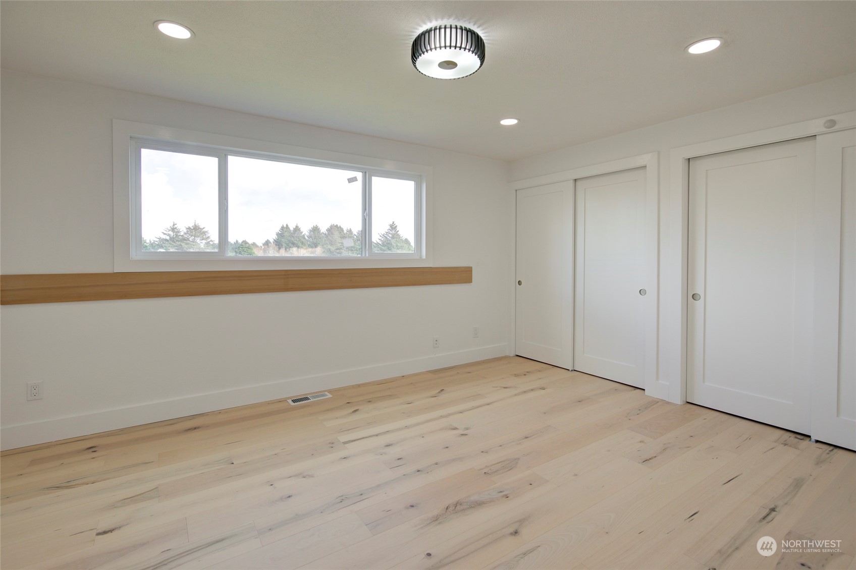 506 S Sand Dune Avenue Property Photo 18
