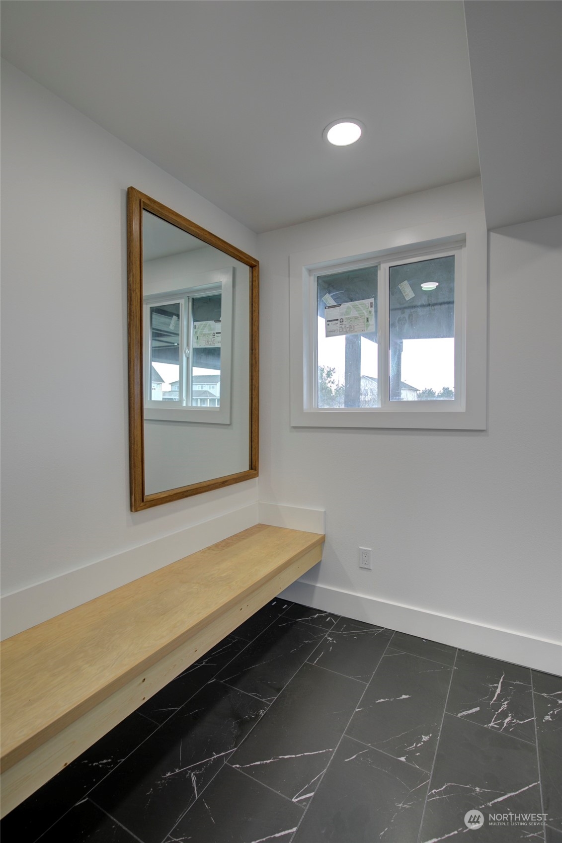 506 S Sand Dune Avenue Property Photo 27