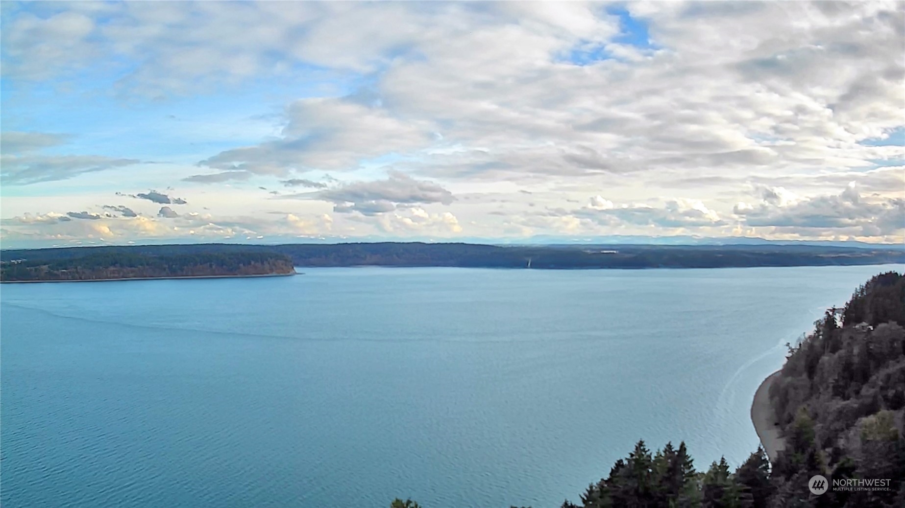 10111 Totem Way Property Photo 25