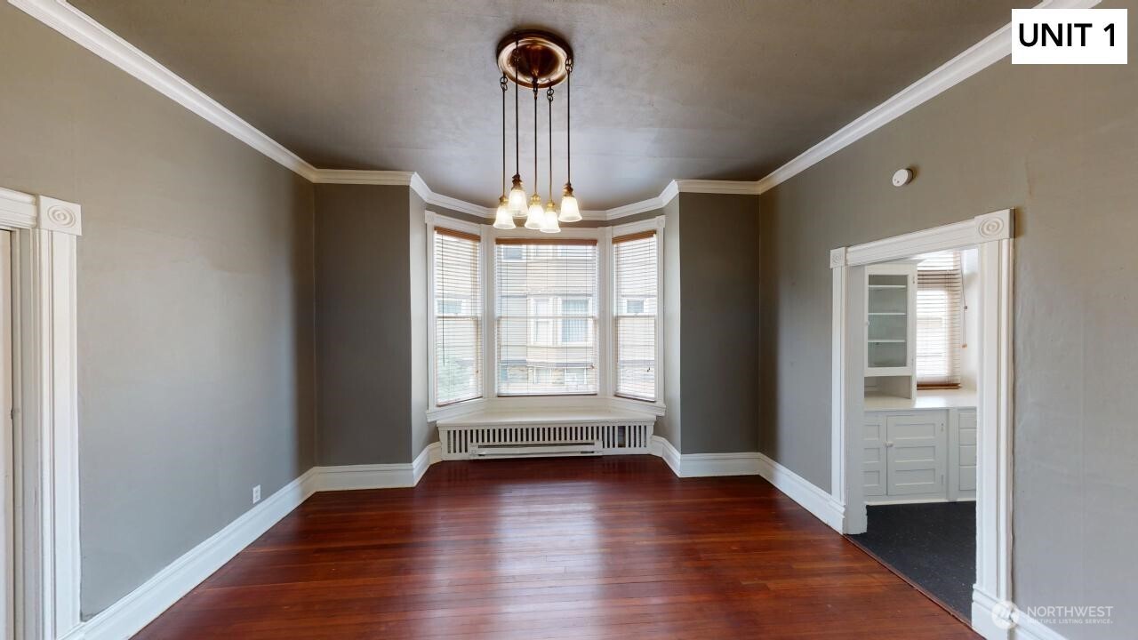 309 E Birch Street Property Photo 8