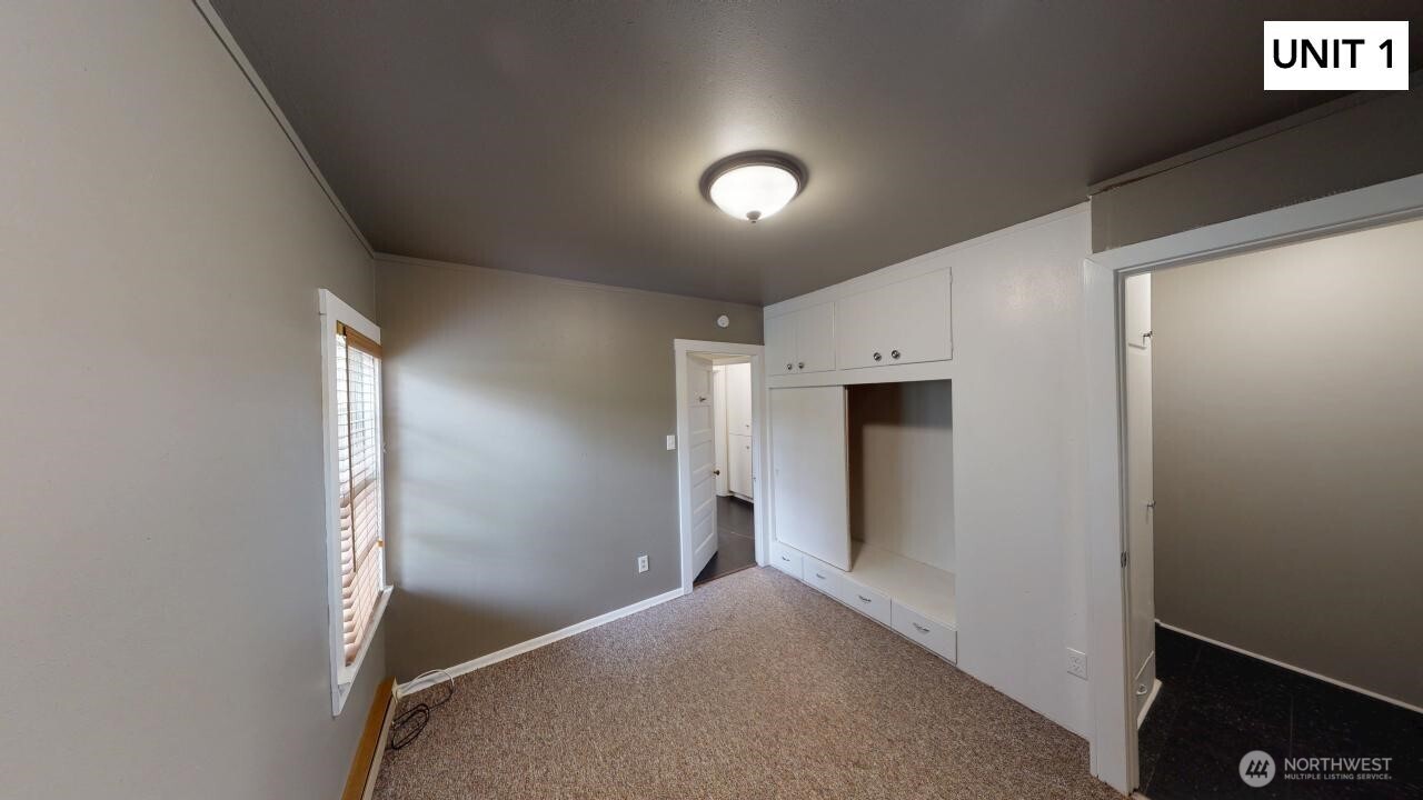 309 E Birch Street Property Photo 14