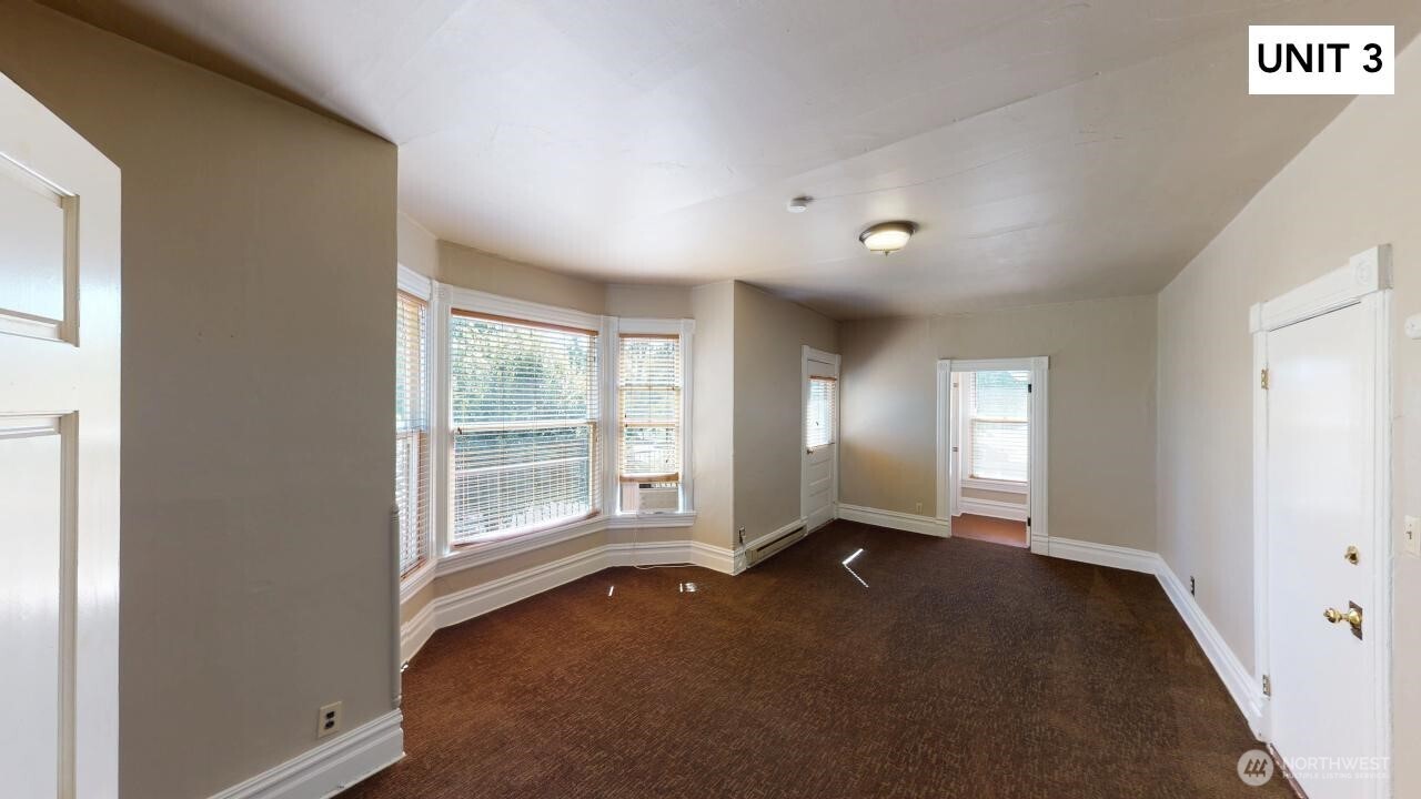 309 E Birch Street Property Photo 23