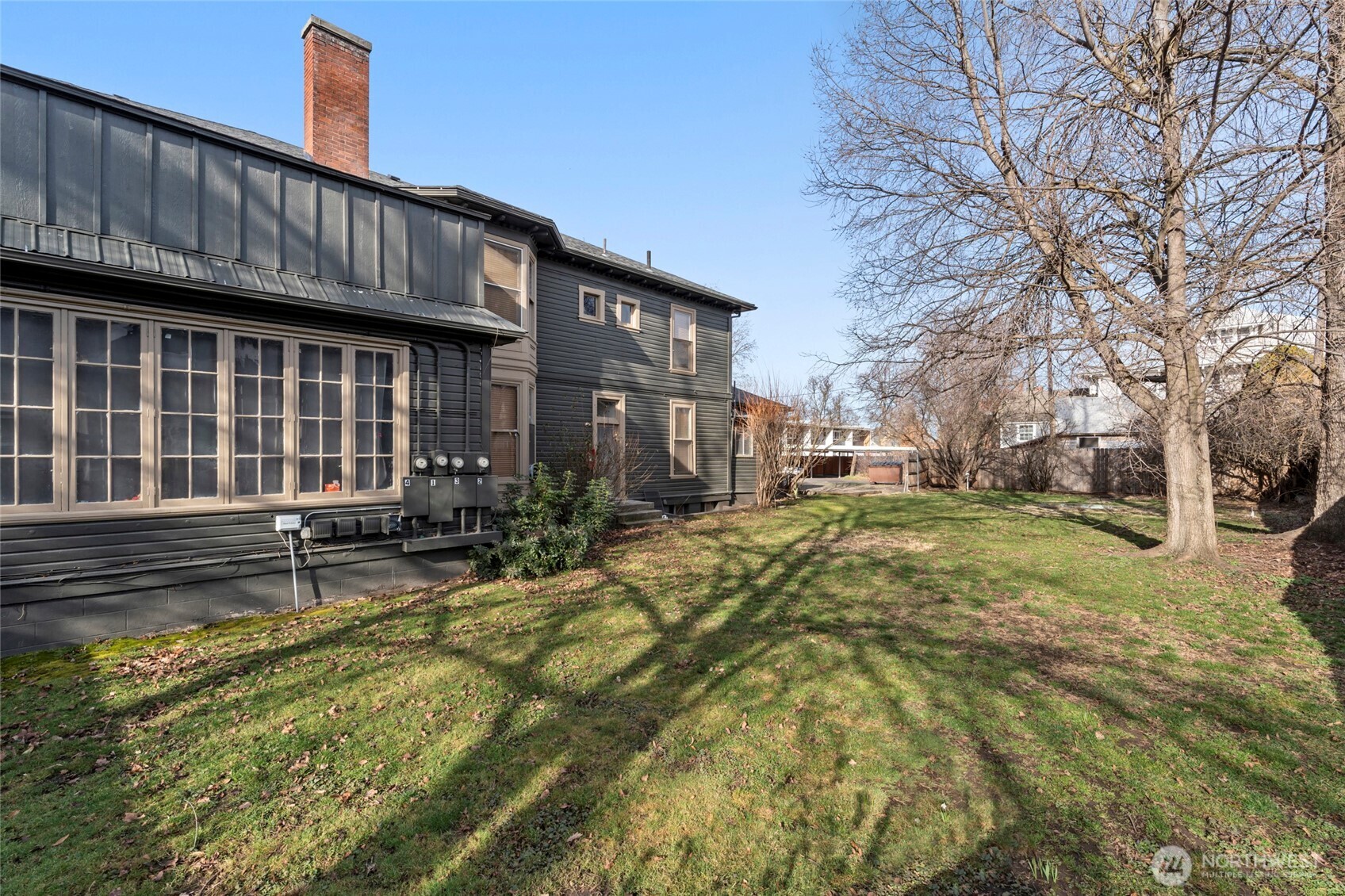 309 E Birch Street Property Photo 39