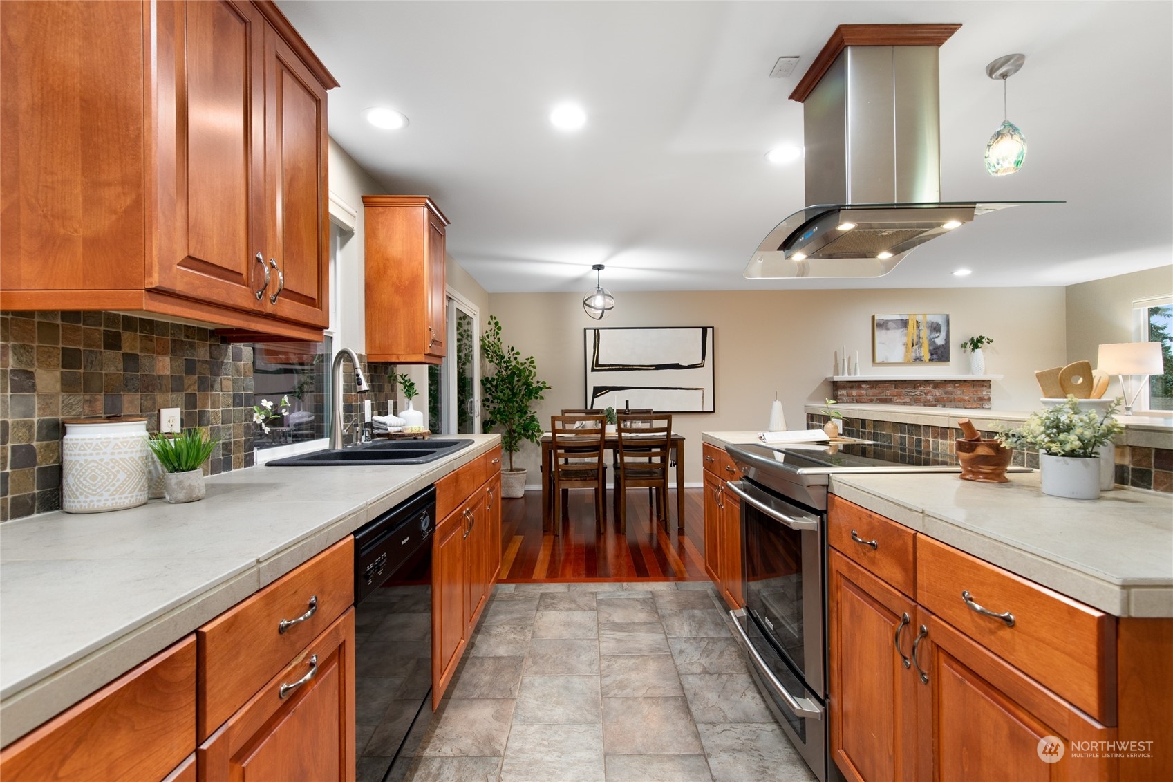 20213 54th Place Property Photo 10