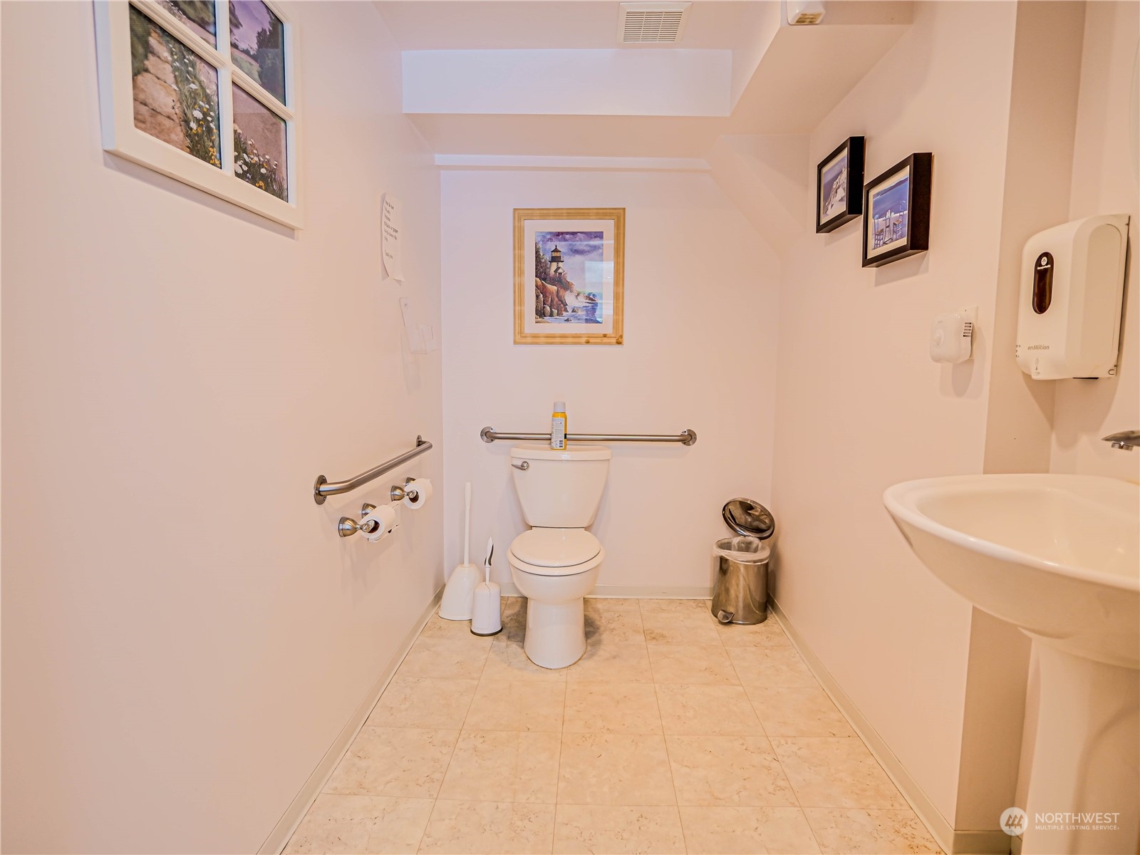 4803 84th Street Property Photo 13