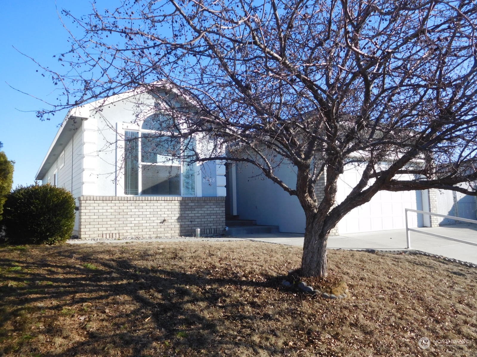 8548 Canyon Avenue Property Photo