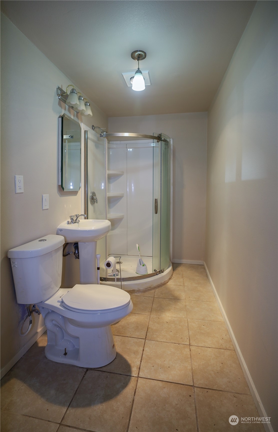 1506 Westport Road Property Photo 13