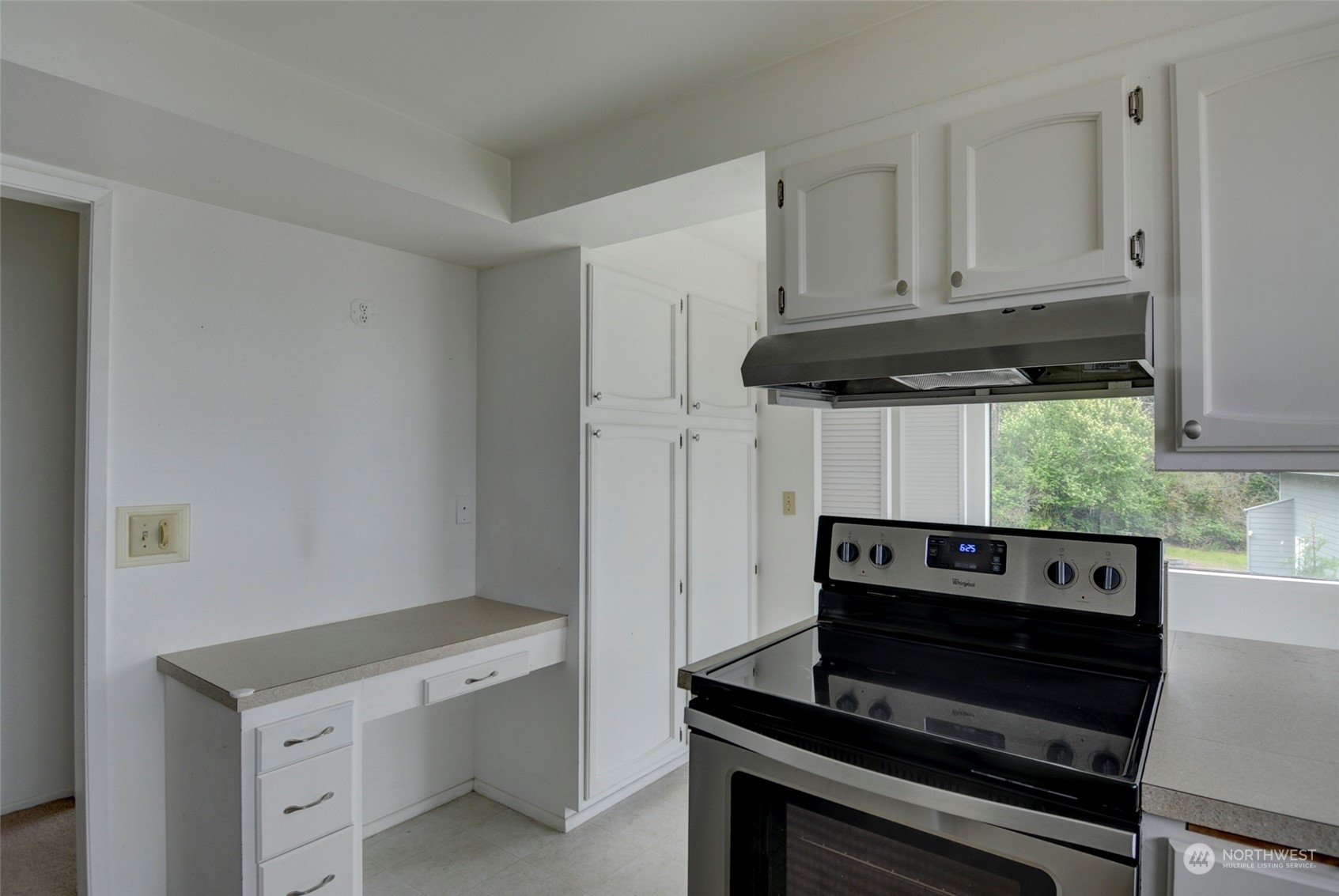 2296 Mariner Beach Drive Property Photo 13