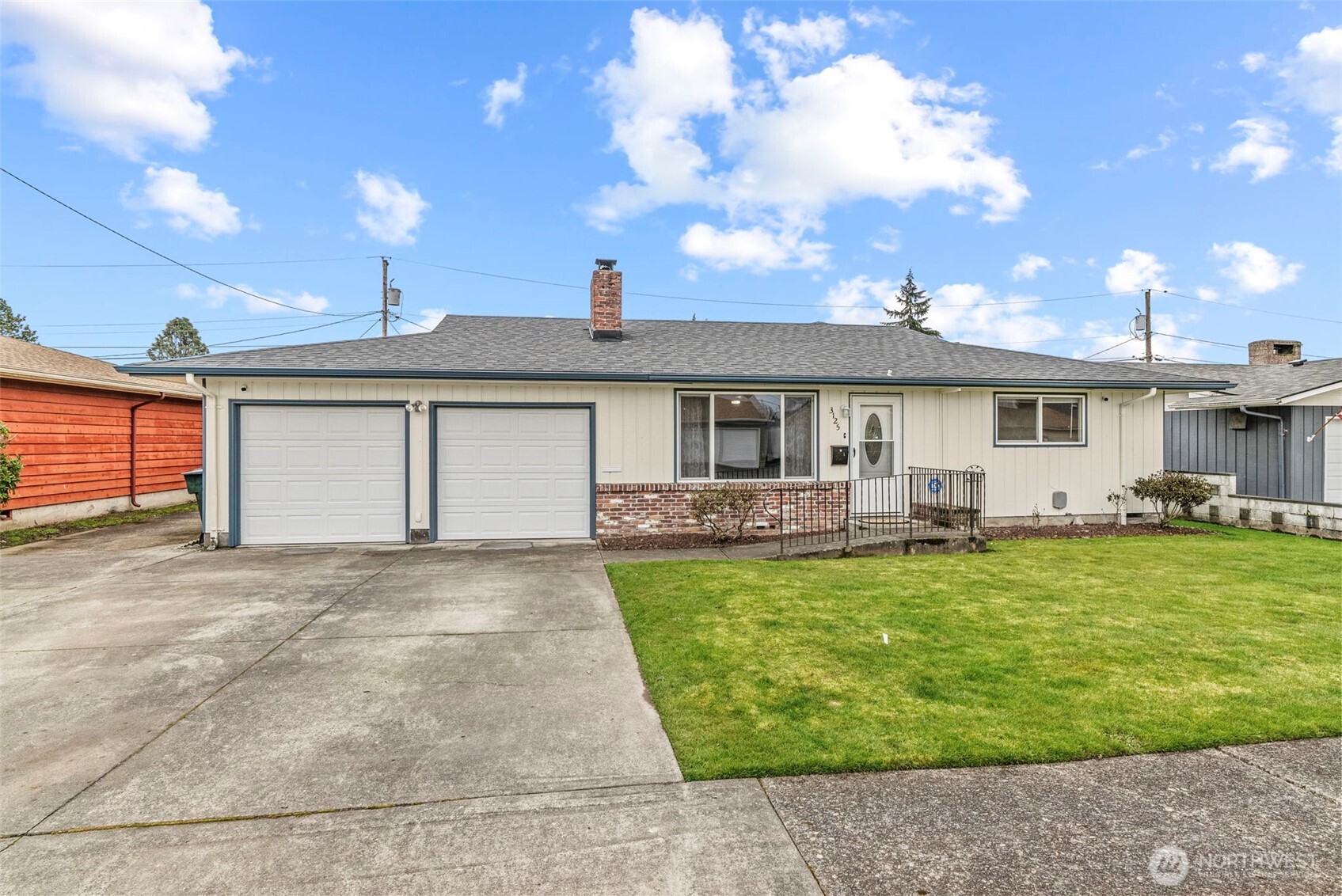 3125 Hudson Street Property Photo