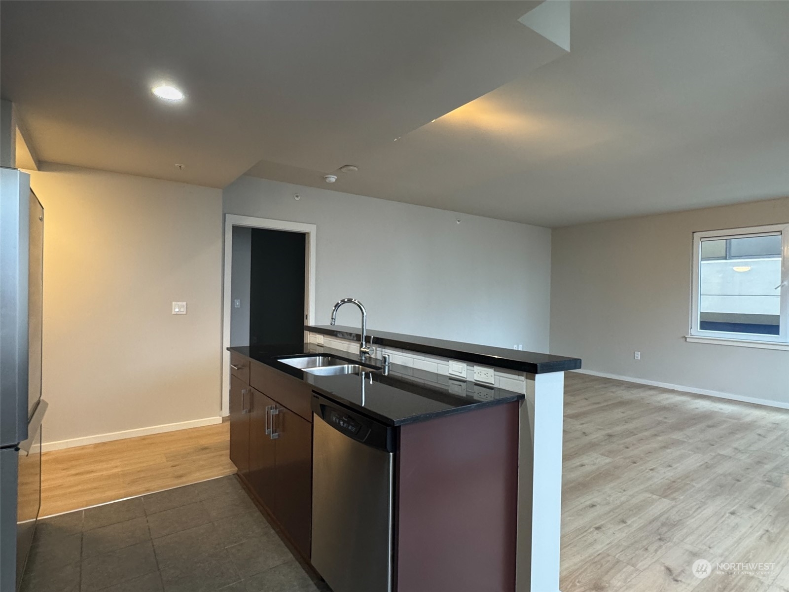76 Cedar Street 808 Property Photo 13