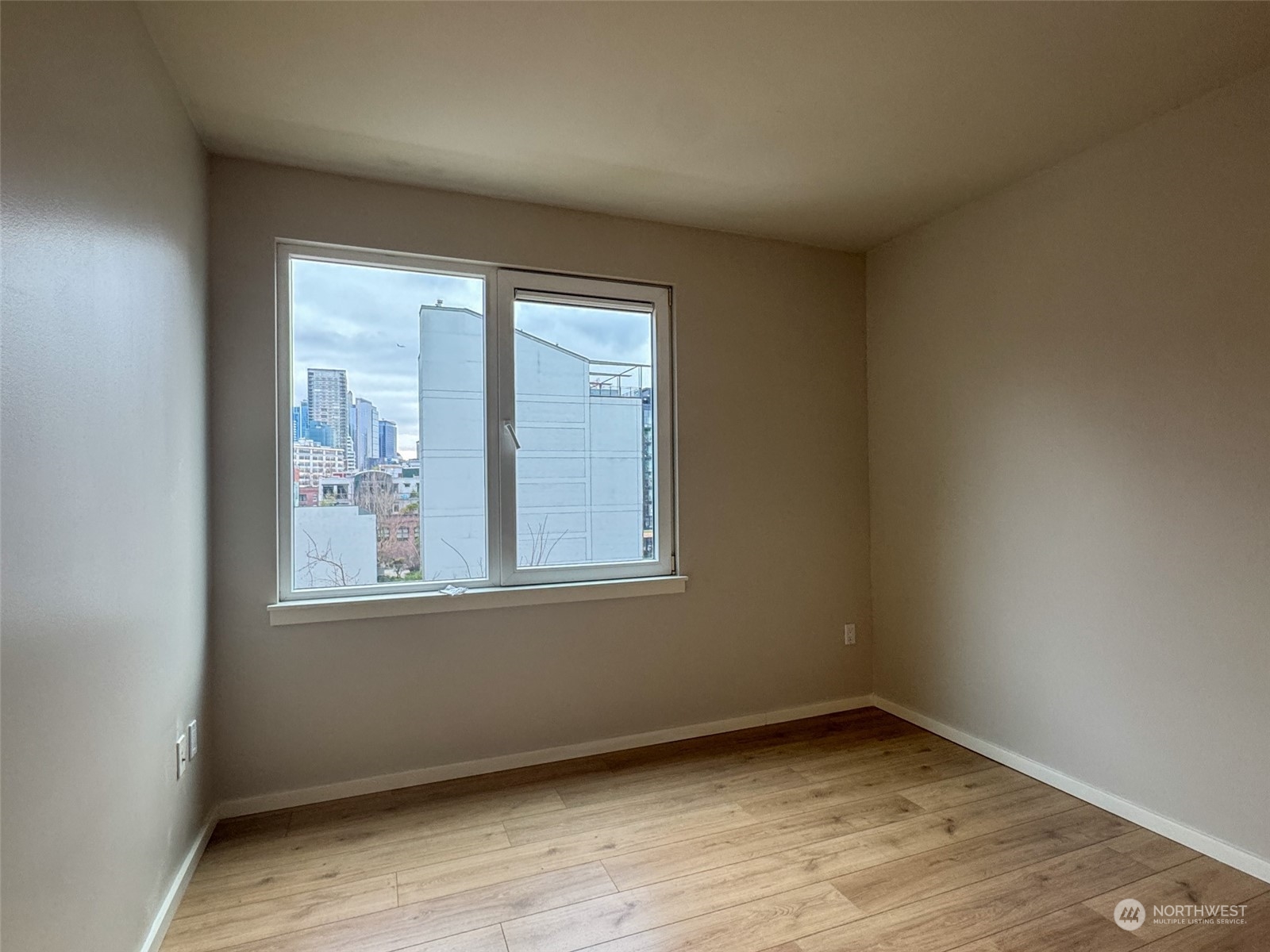 76 Cedar Street 808 Property Photo 21