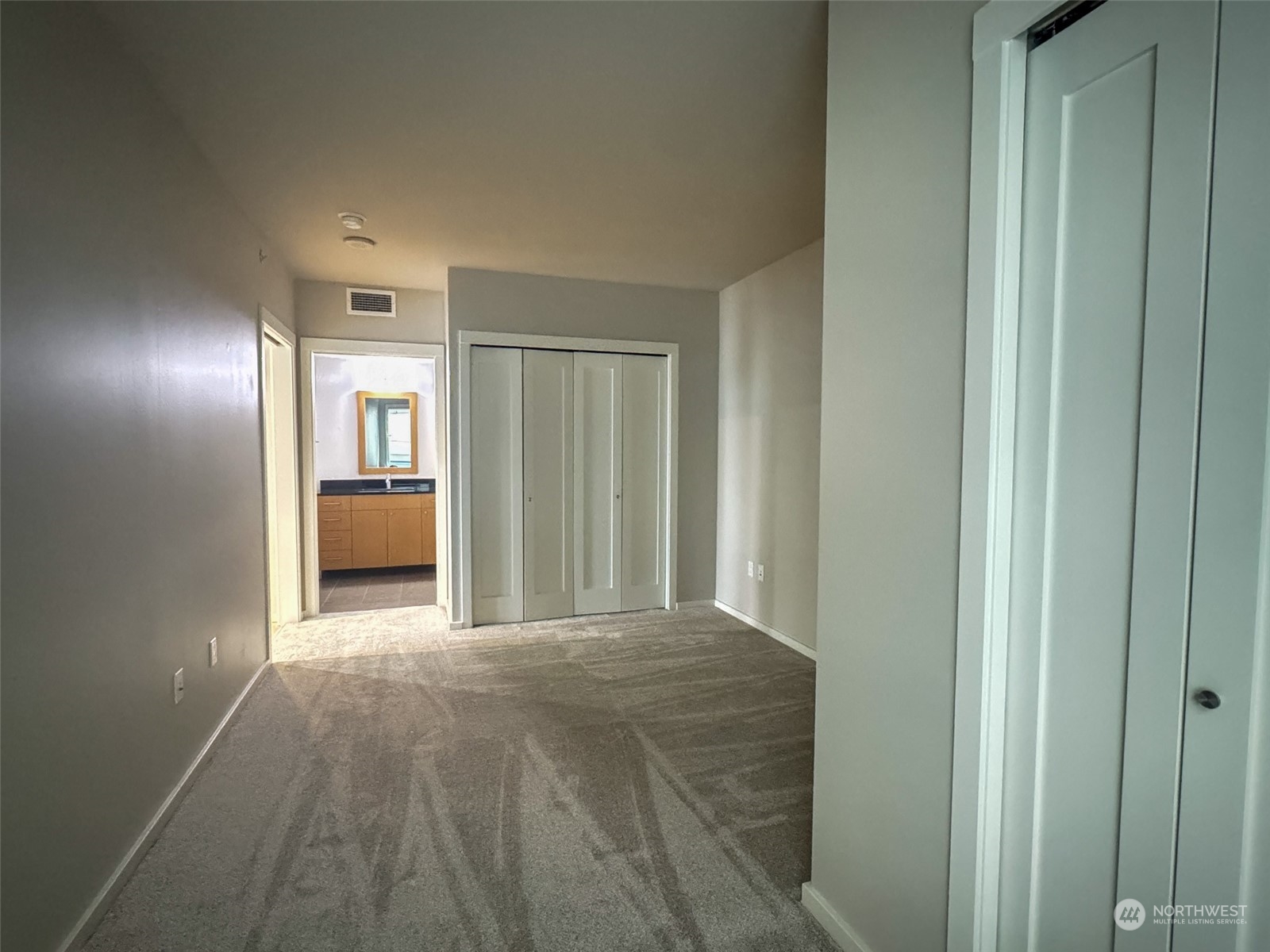 76 Cedar Street 808 Property Photo 24