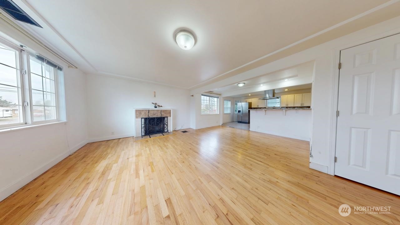 6401 Tacoma Avenue Property Photo 2