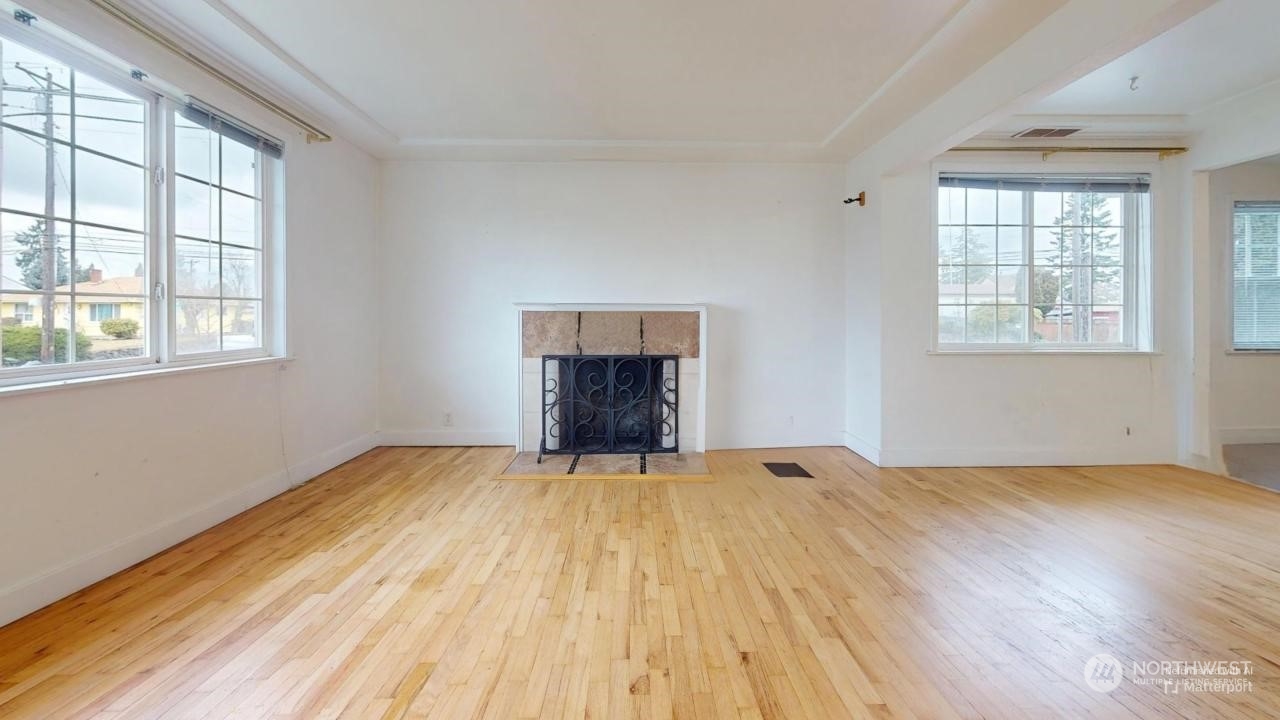 6401 Tacoma Avenue Property Photo 3