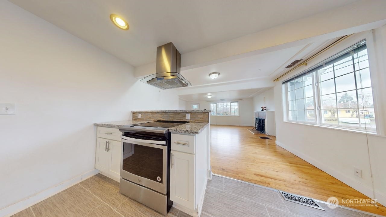 6401 Tacoma Avenue Property Photo 8