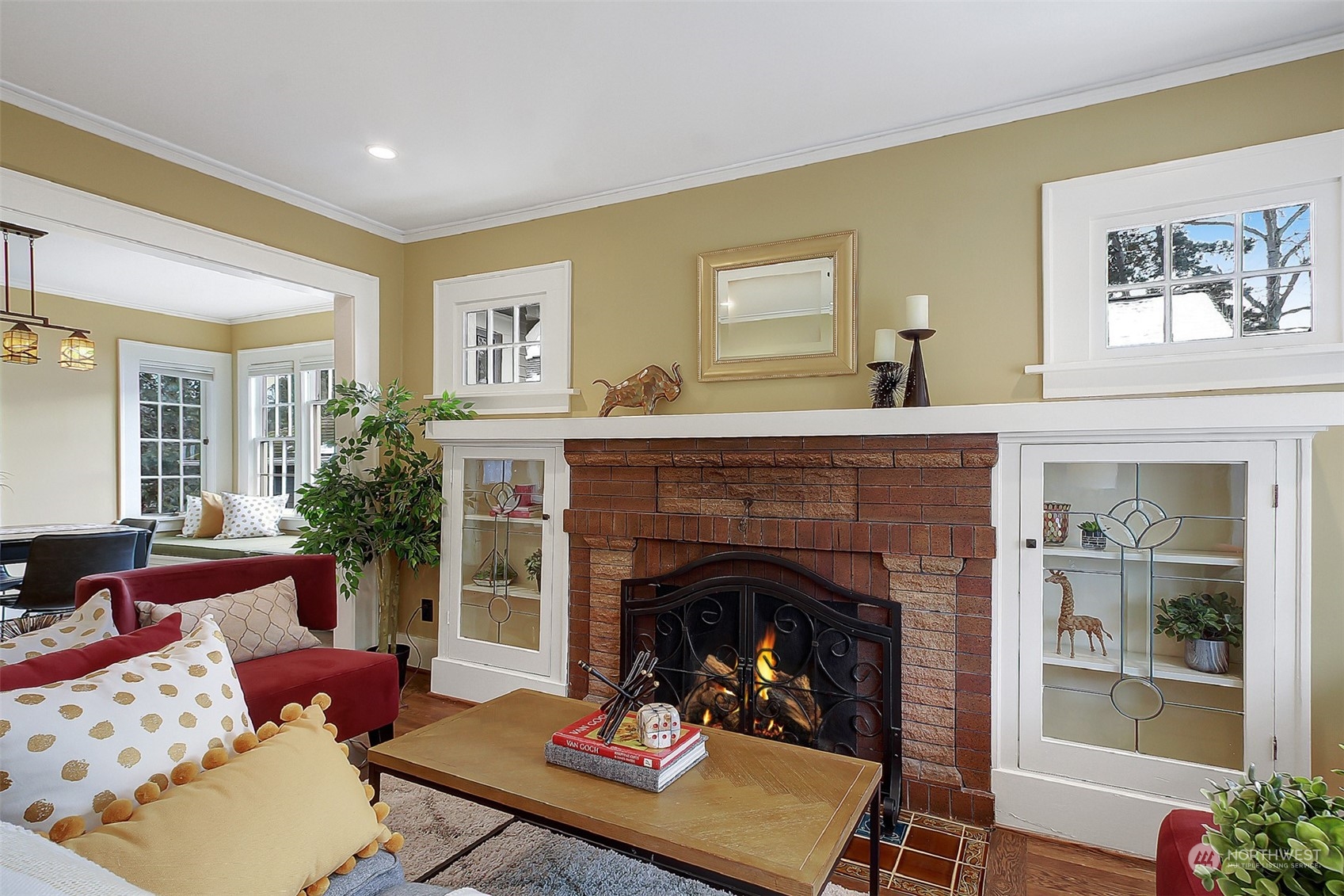 3906 Burke Avenue Property Photo 5