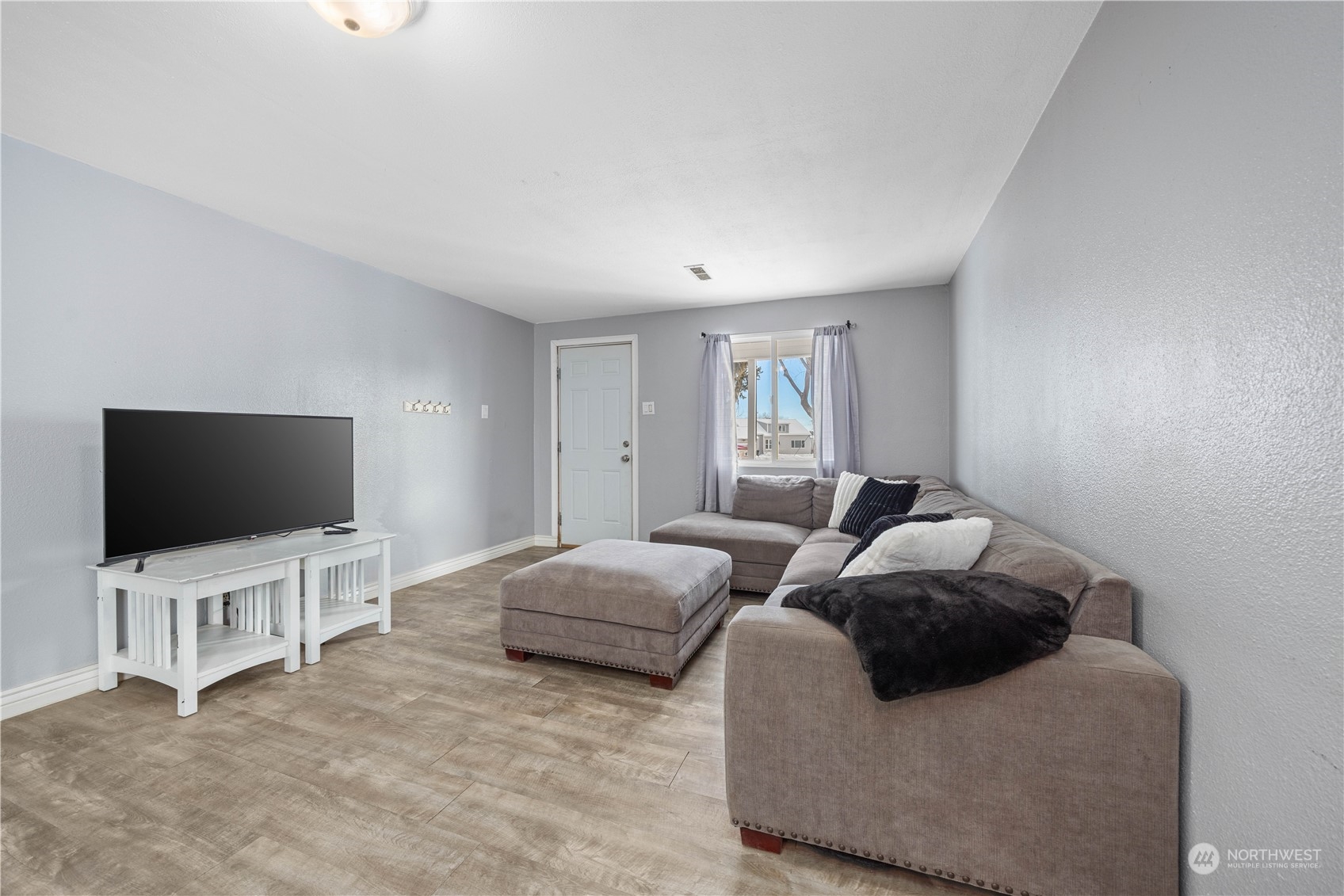 122 S Mansfield Boulevard Property Photo 8