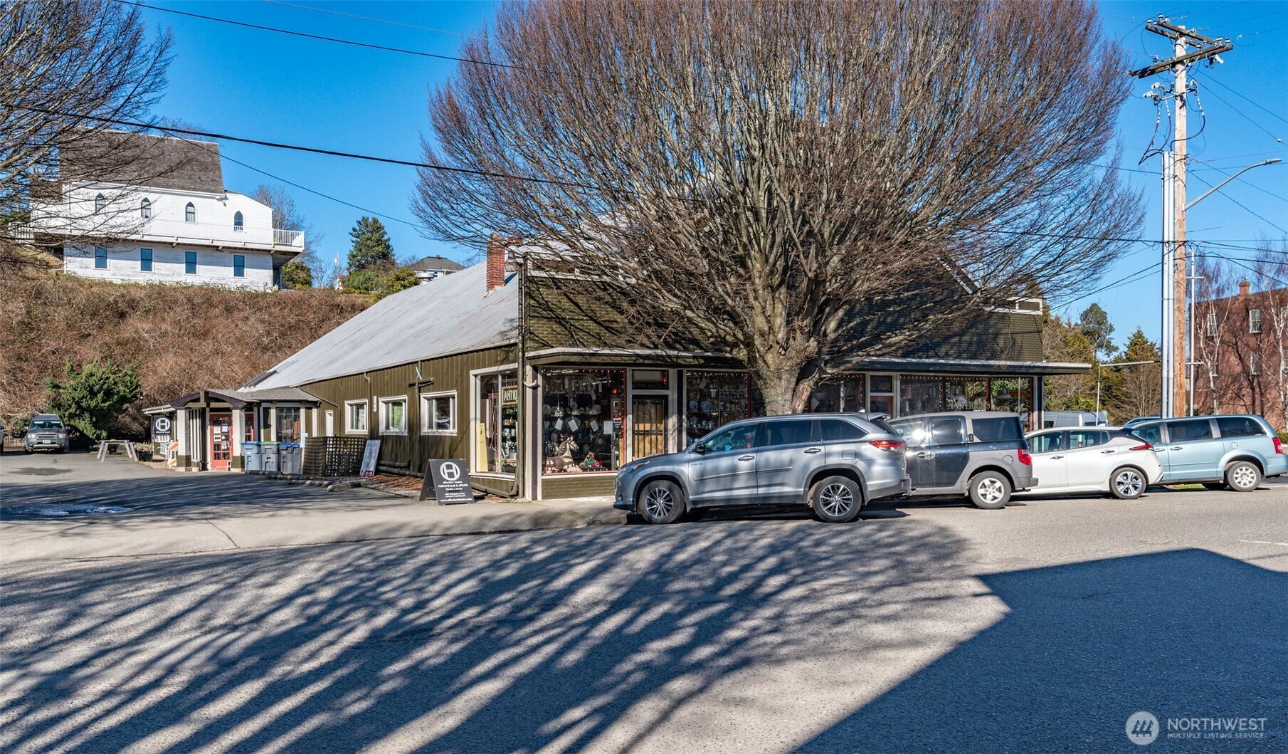 802 Washington Street Property Photo 3