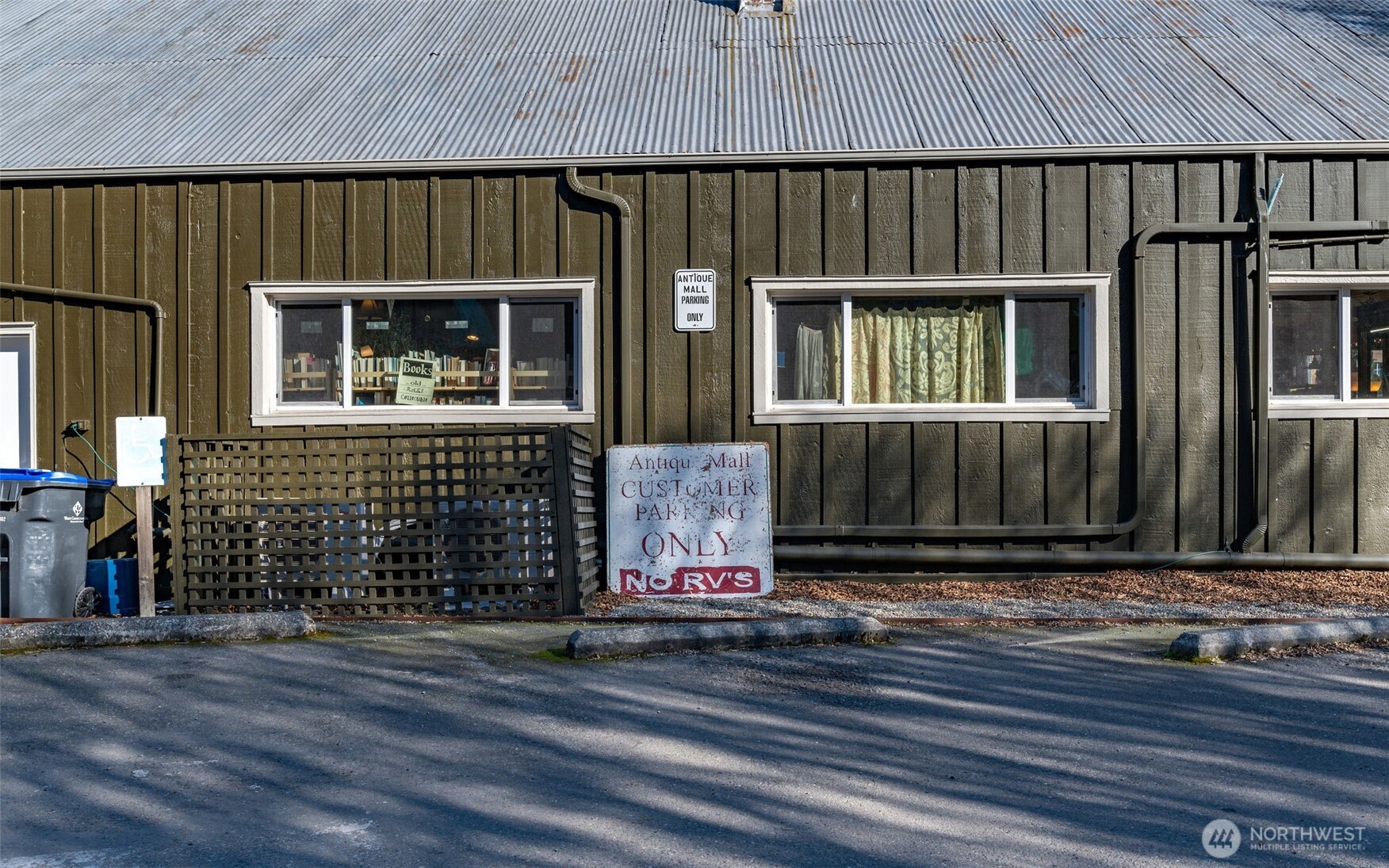 802 Washington Street Property Photo 11