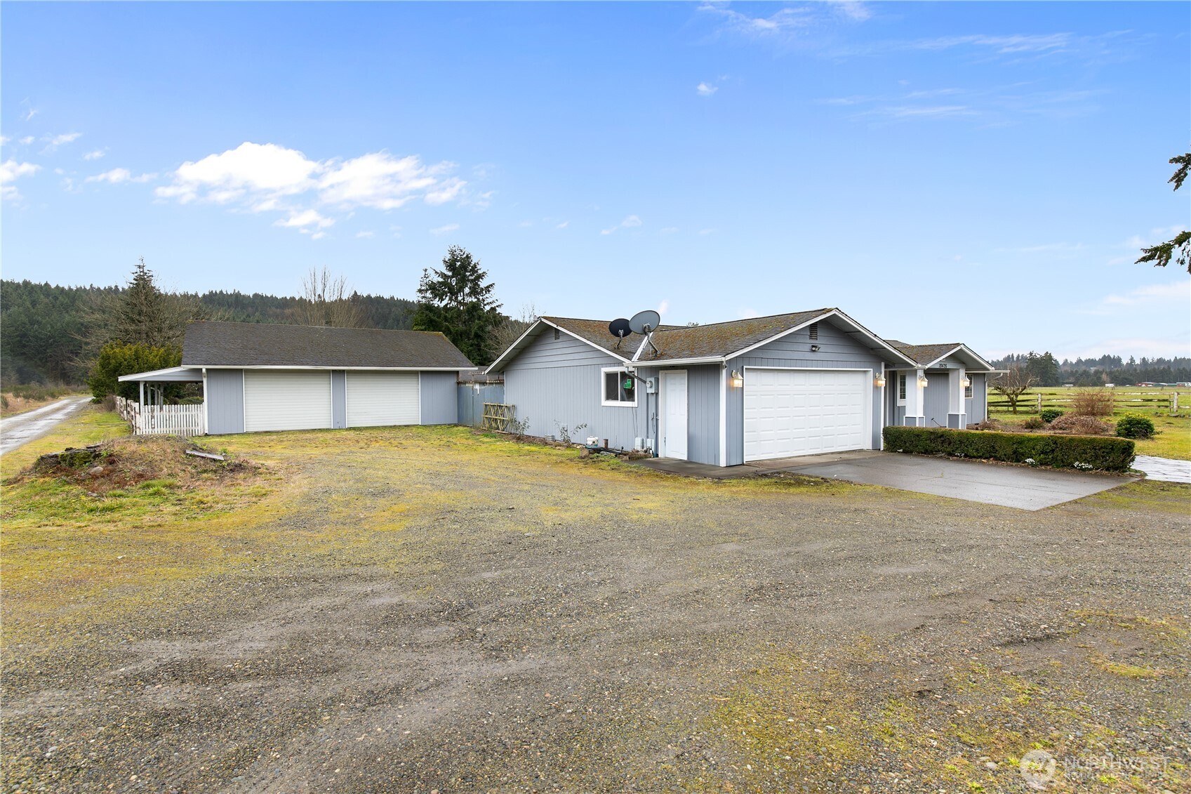 18426 Old Highway 99 Property Photo 1