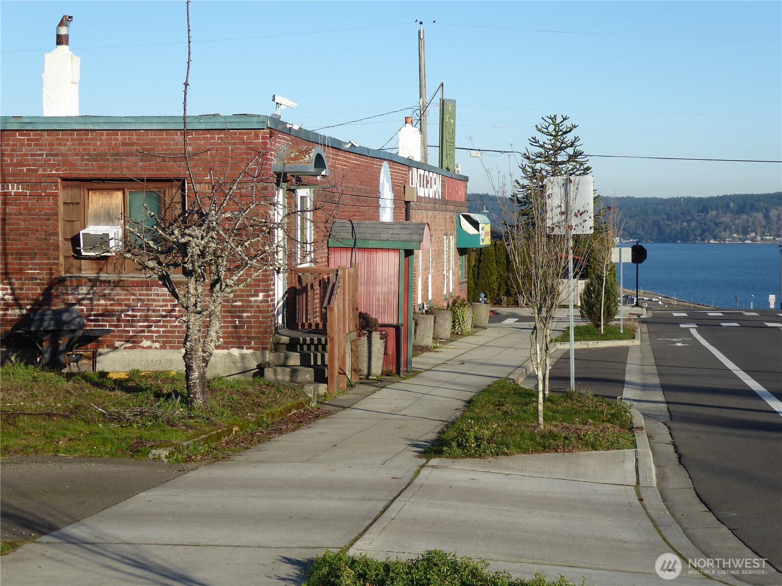 5302 N 49th Street Property Photo 7