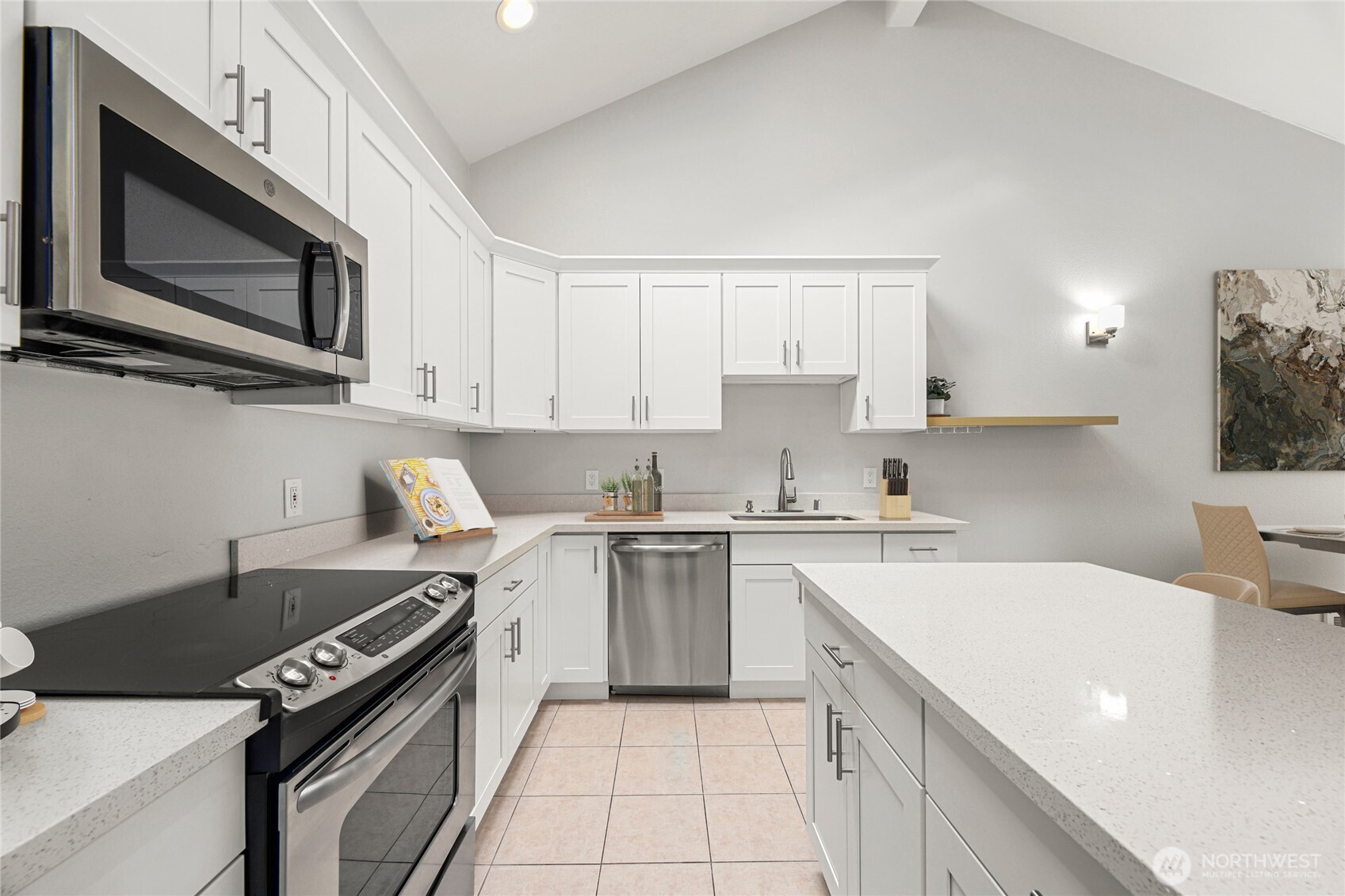 1709 18th Avenue 302 Property Photo 5