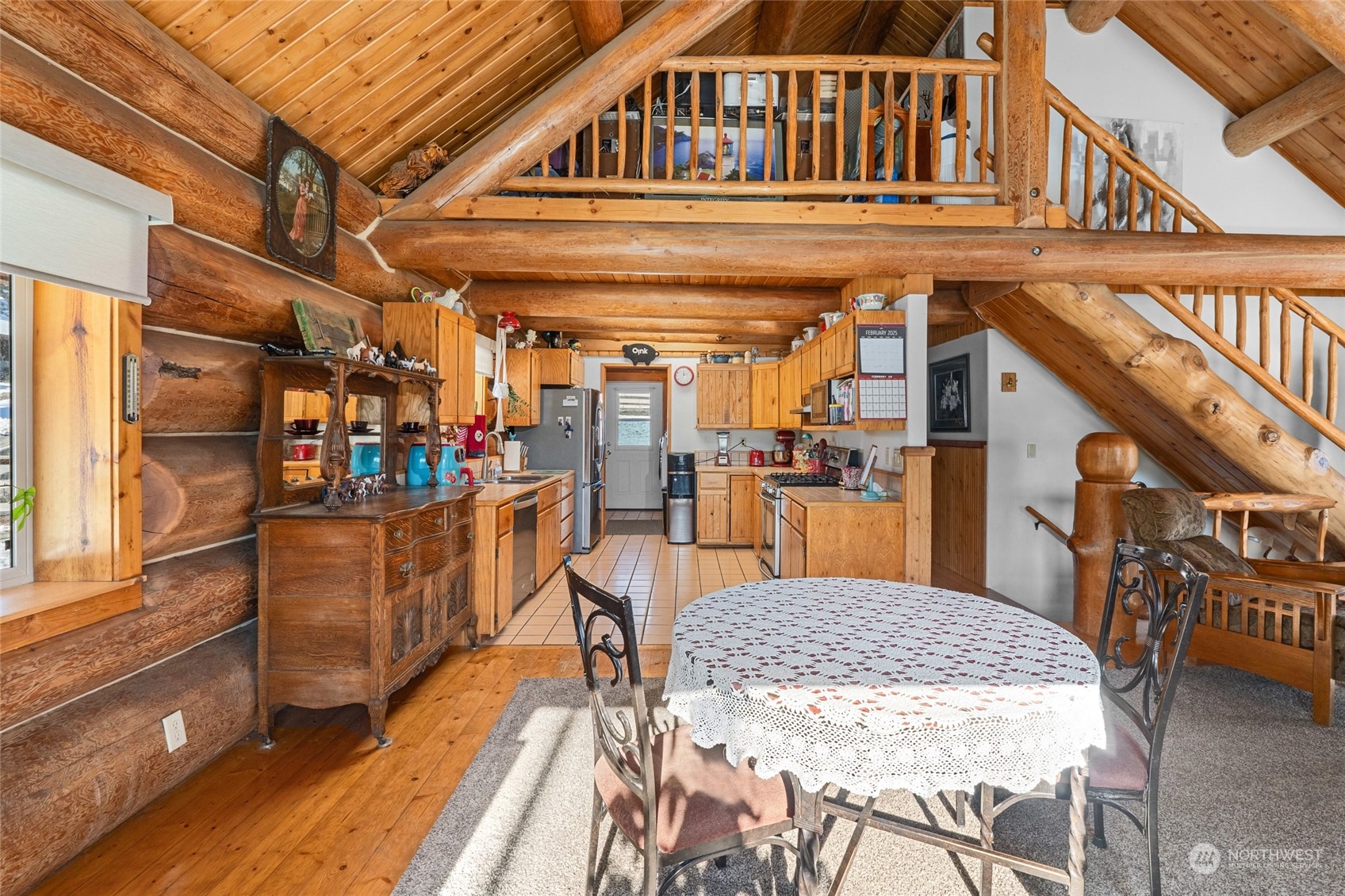 1427 N Chapin Road Property Photo 6