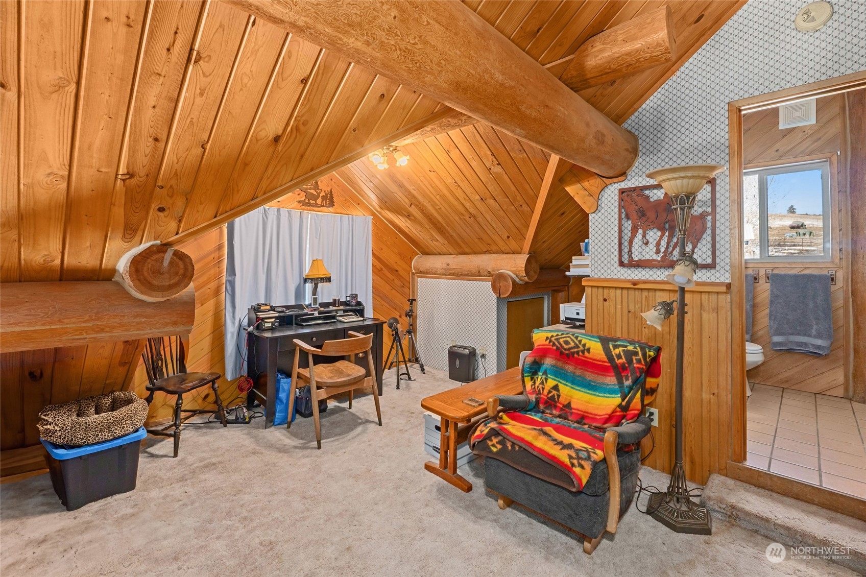 1427 N Chapin Road Property Photo 11