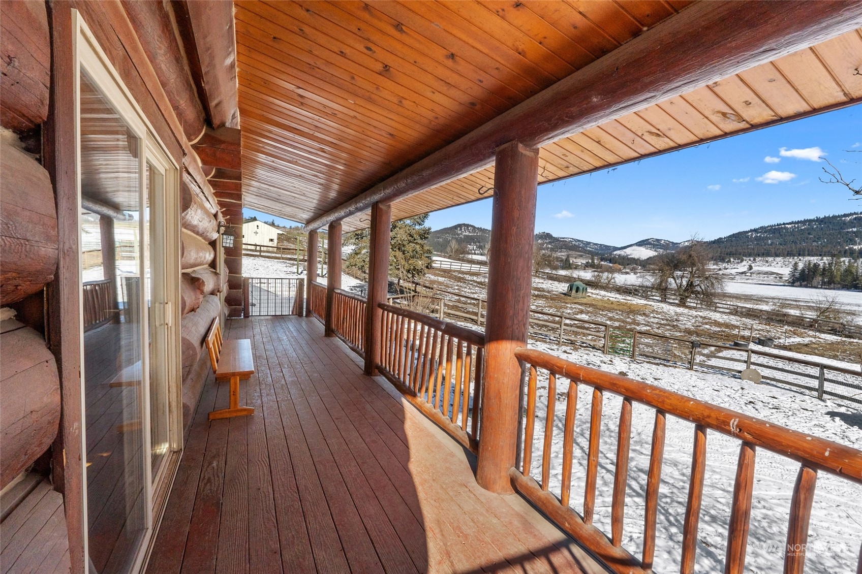 1427 N Chapin Road Property Photo 22