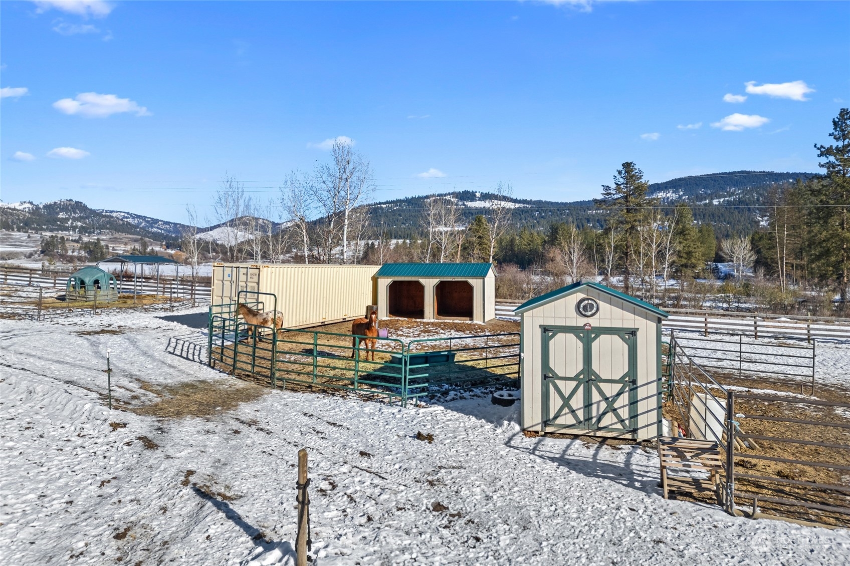 1427 N Chapin Road Property Photo 29