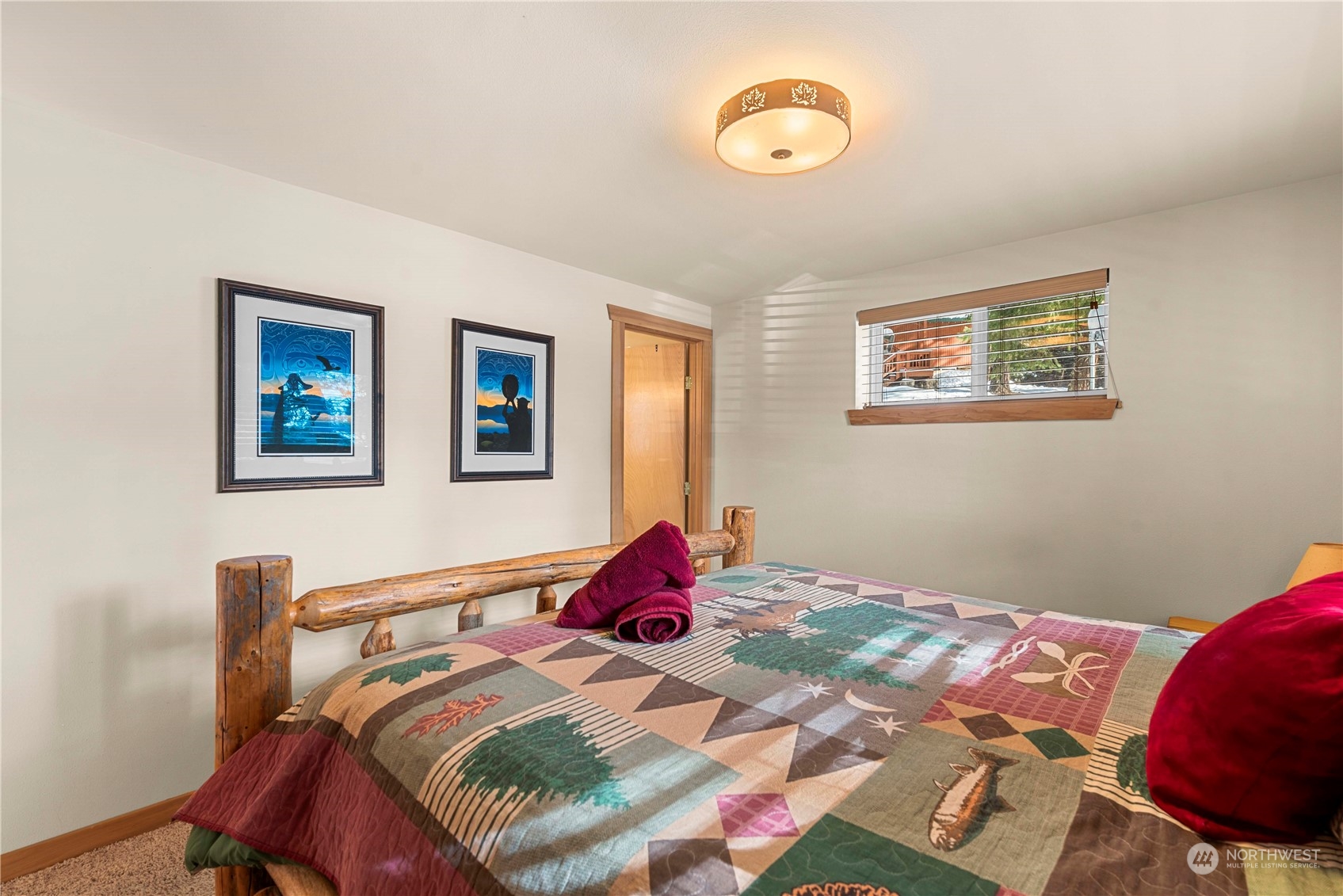 25813 Bridle Lane Property Photo 16
