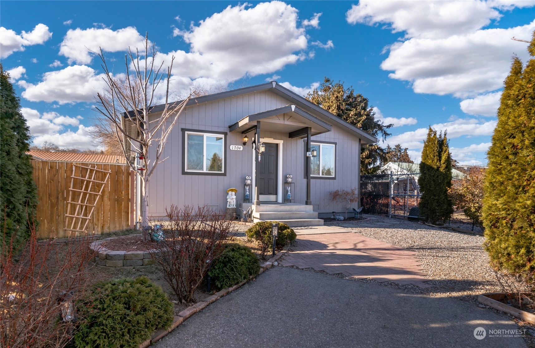 1704 Frances Court Property Photo