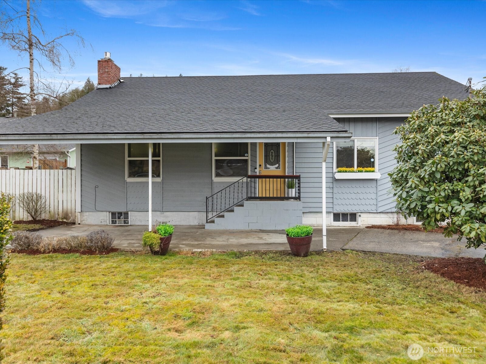 502 8th Street Property Photo
