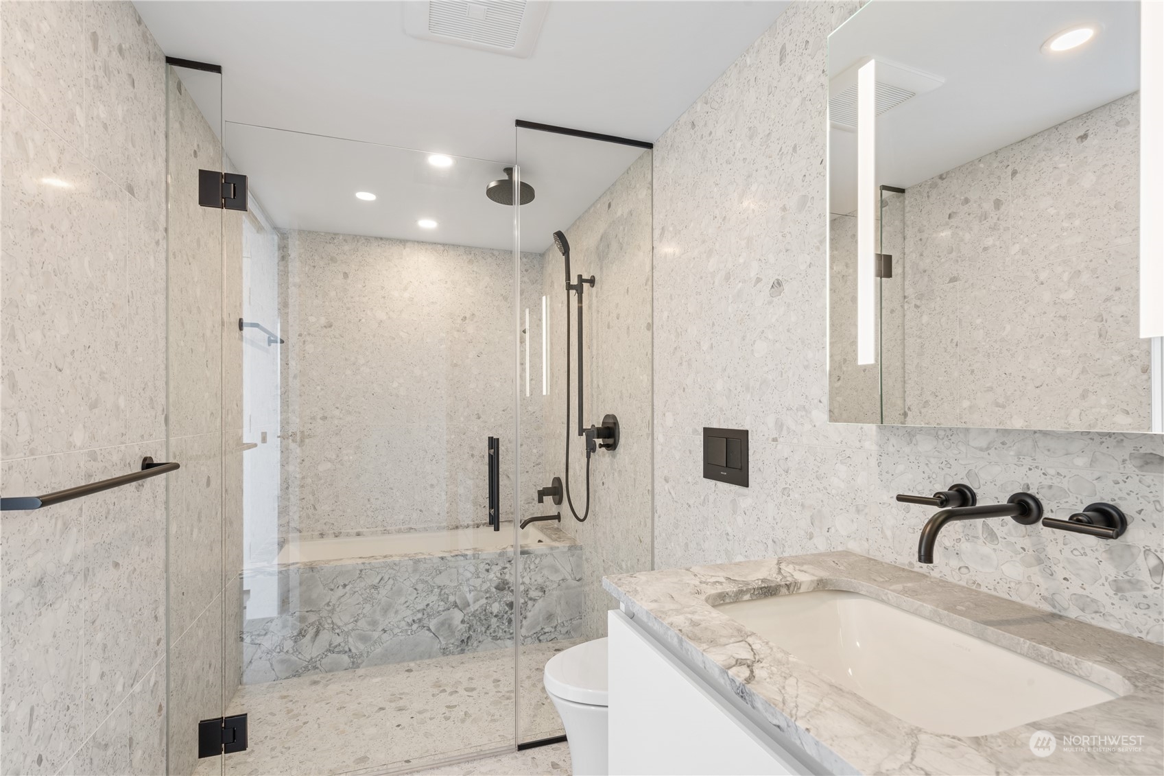 300 Virginia Street 2502 Property Photo 6