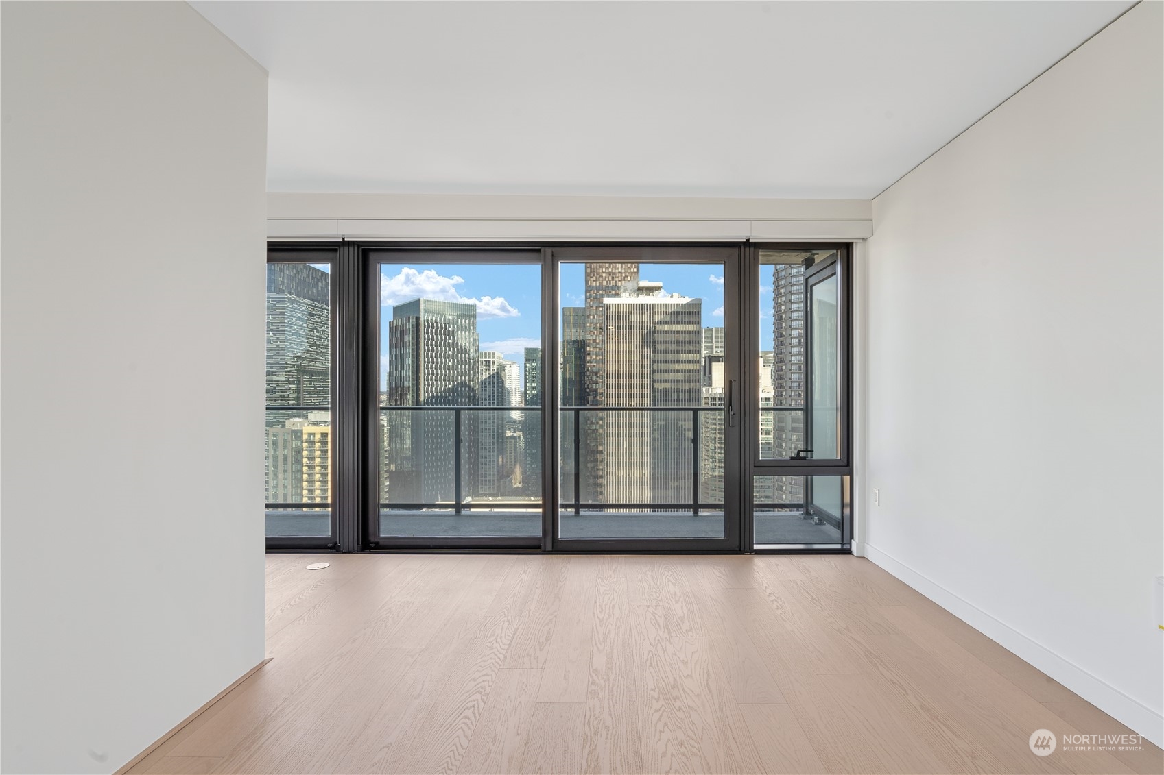300 Virginia Street 2502 Property Photo 8