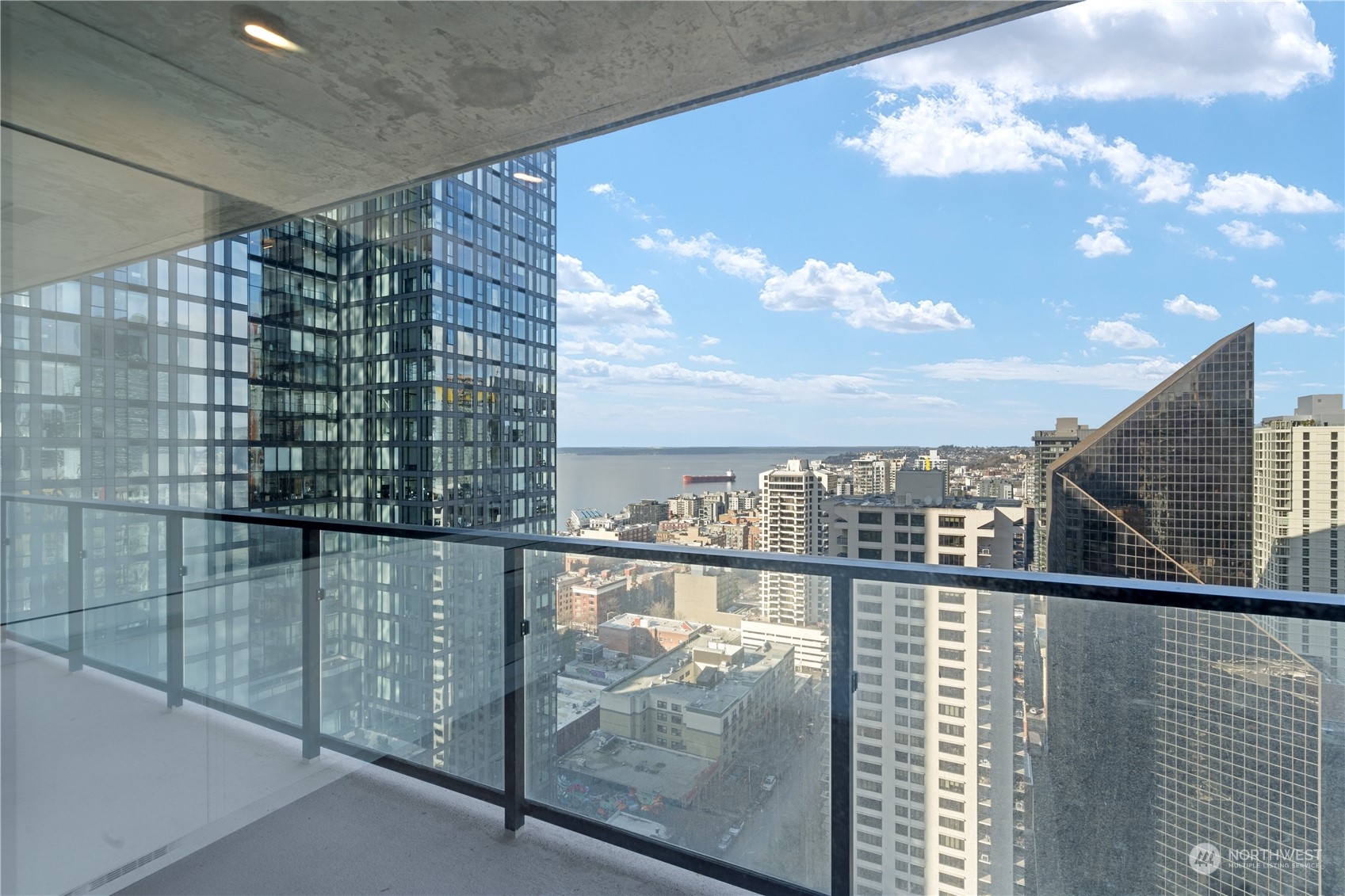 300 Virginia Street 2502 Property Photo 16