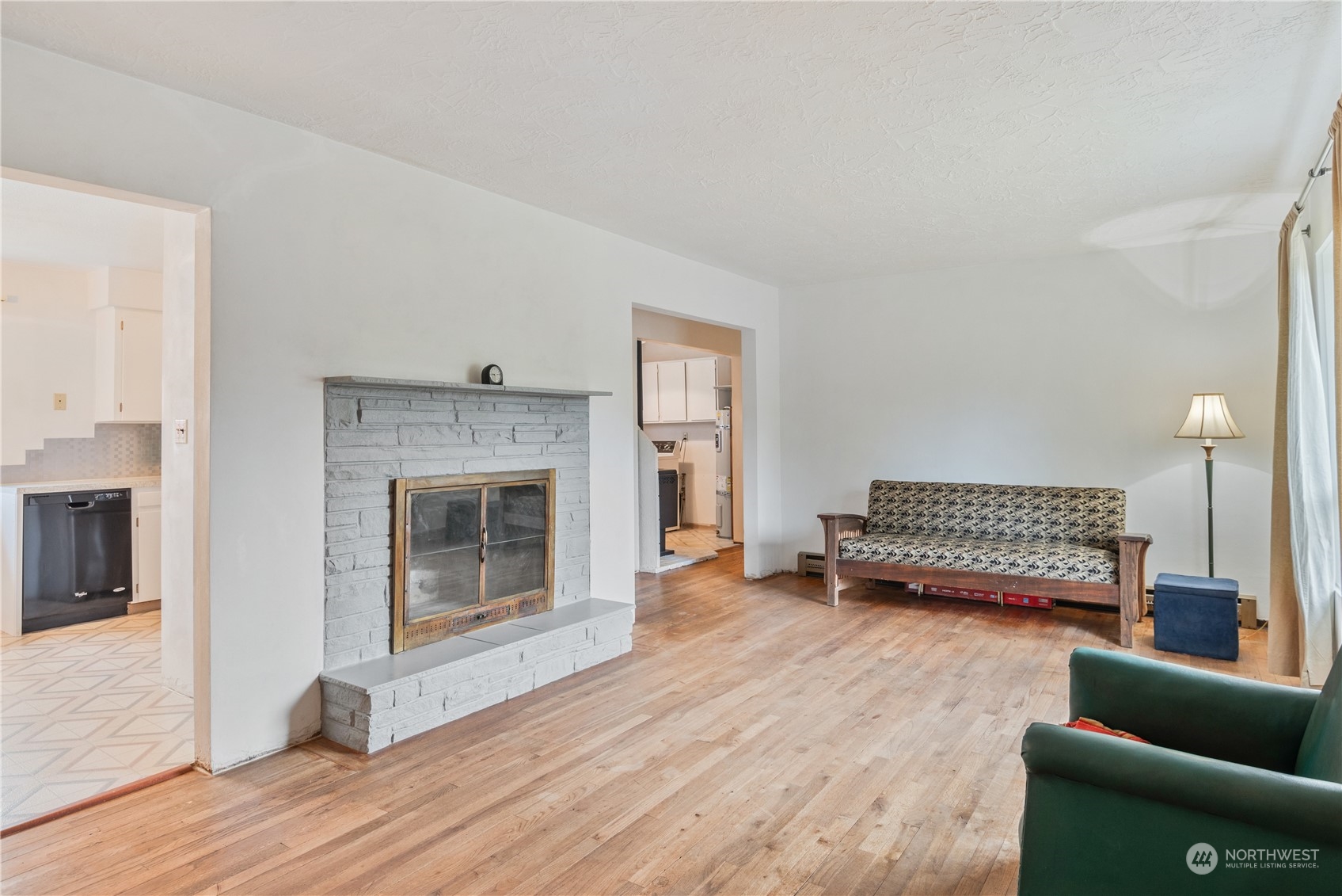 142 S Vista Way Property Photo 3