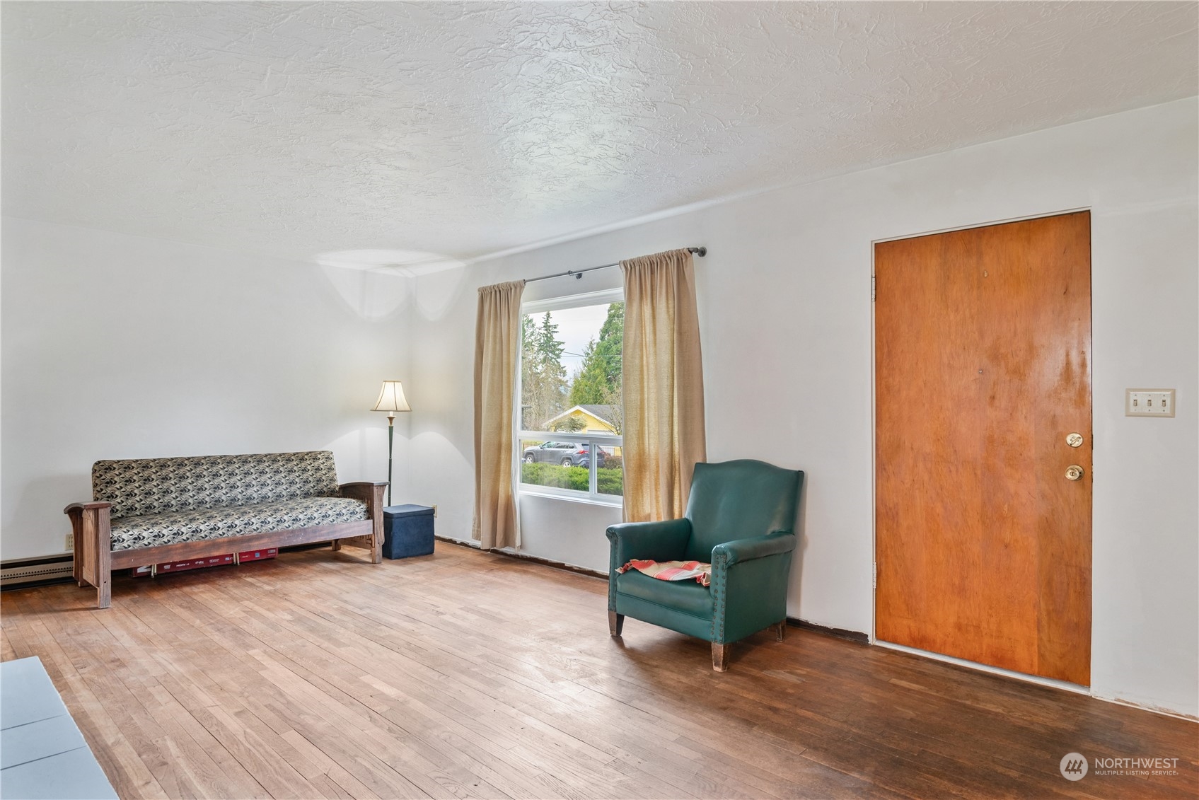 142 S Vista Way Property Photo 4