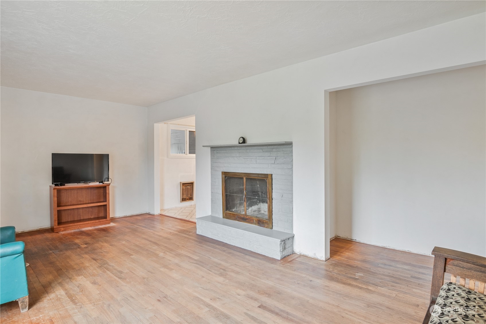 142 S Vista Way Property Photo 6