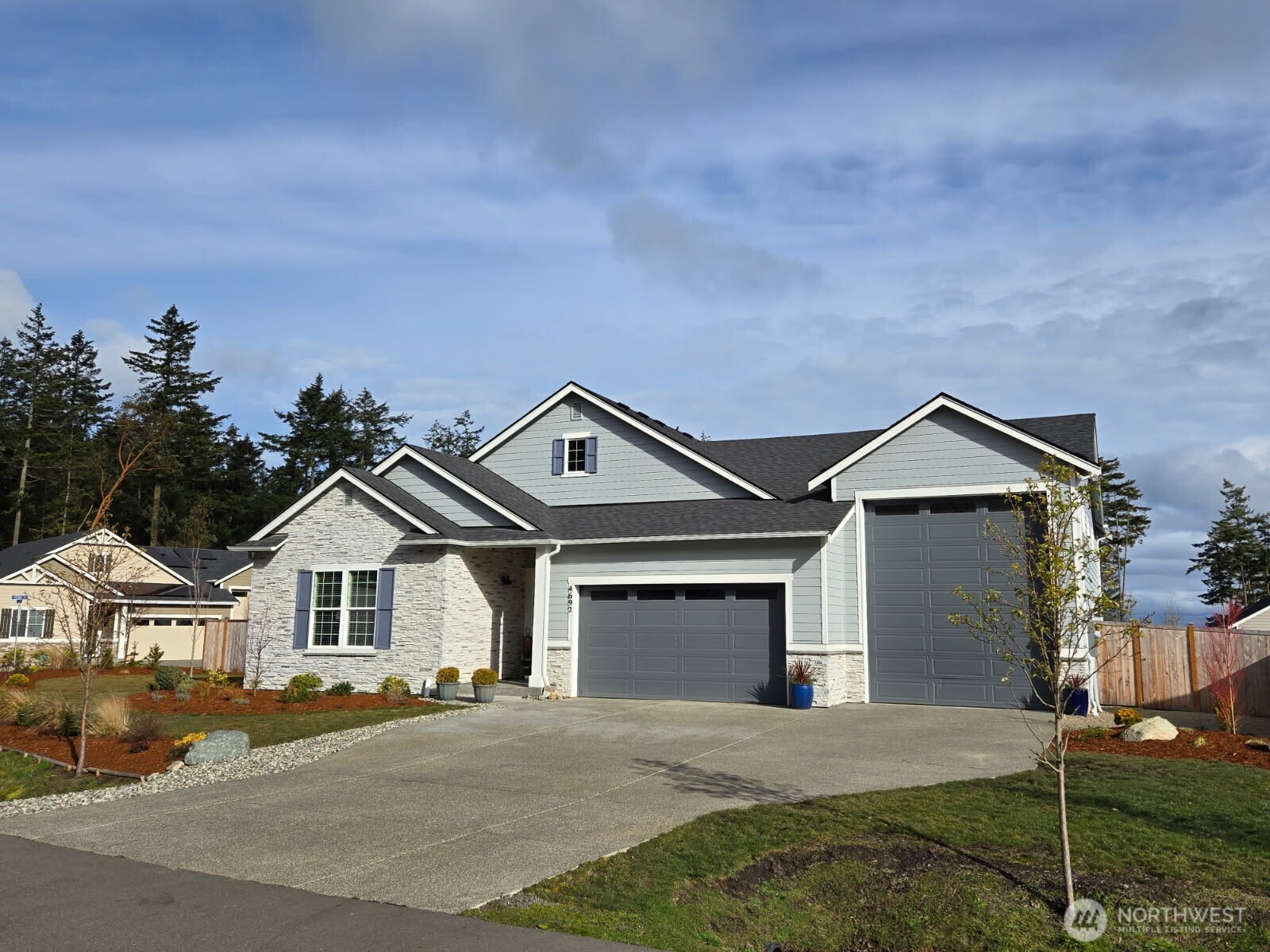 4692 Albatross St. Property Photo 1