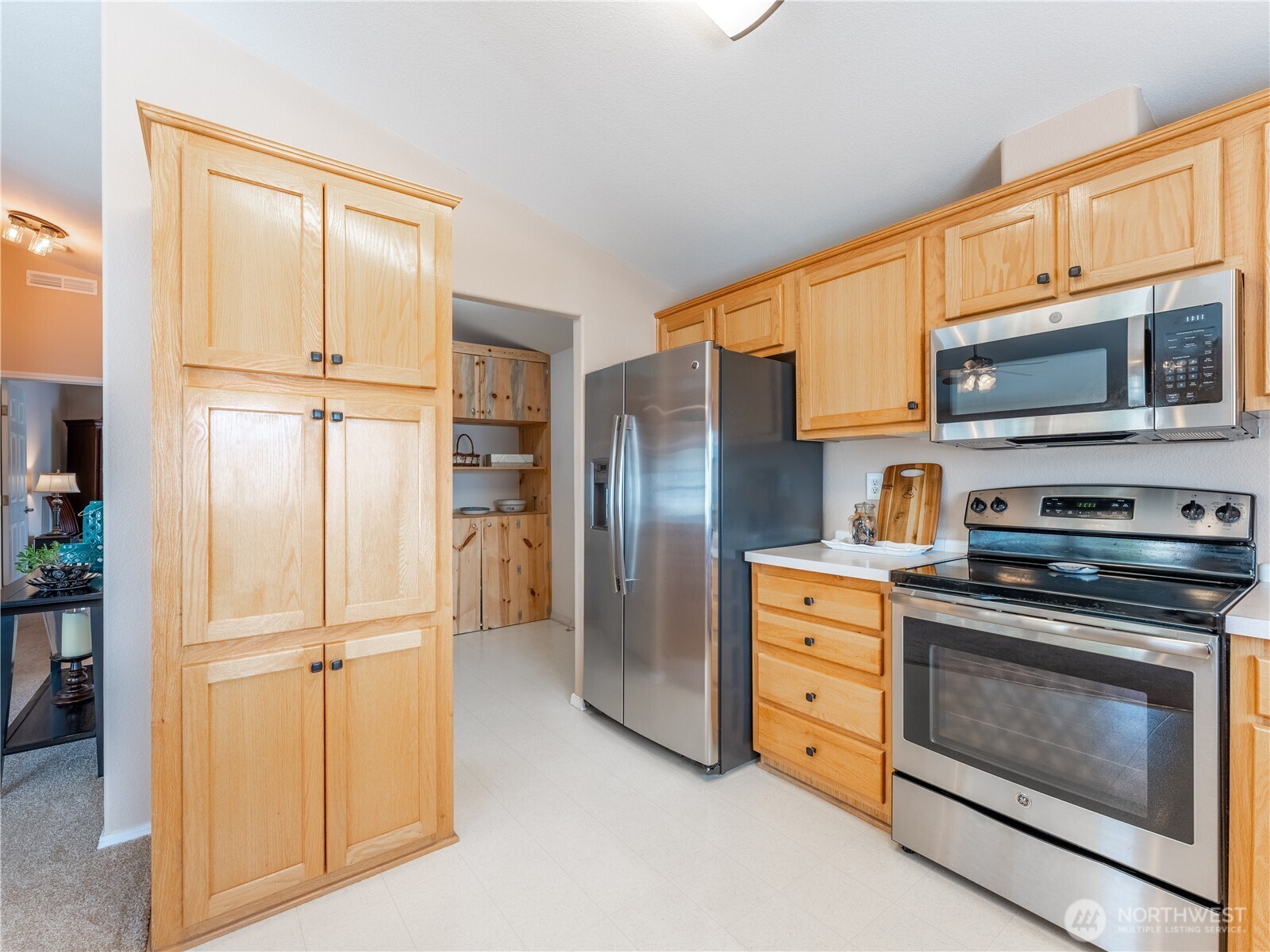 515 Country Lane Property Photo 10