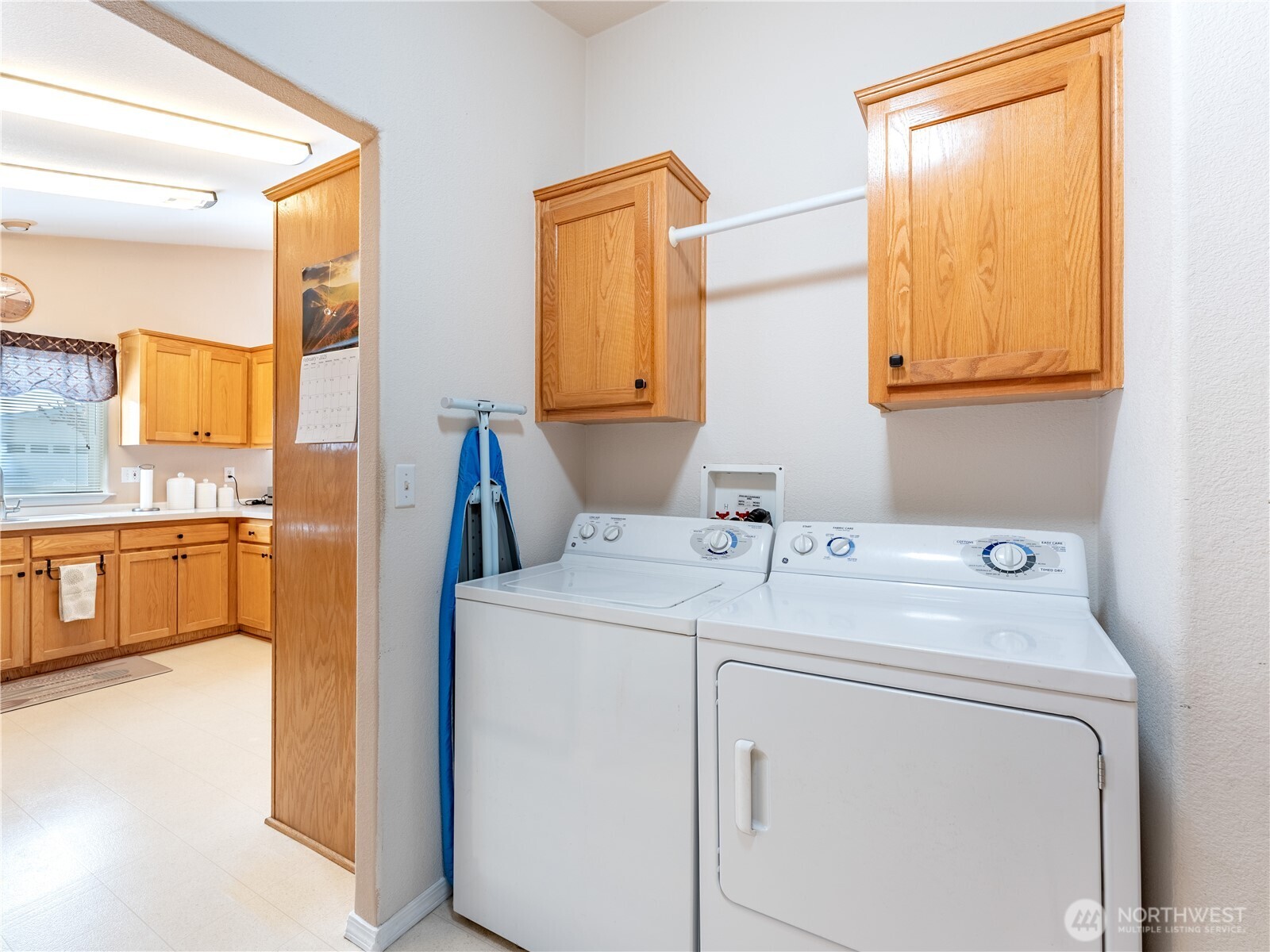 515 Country Lane Property Photo 12