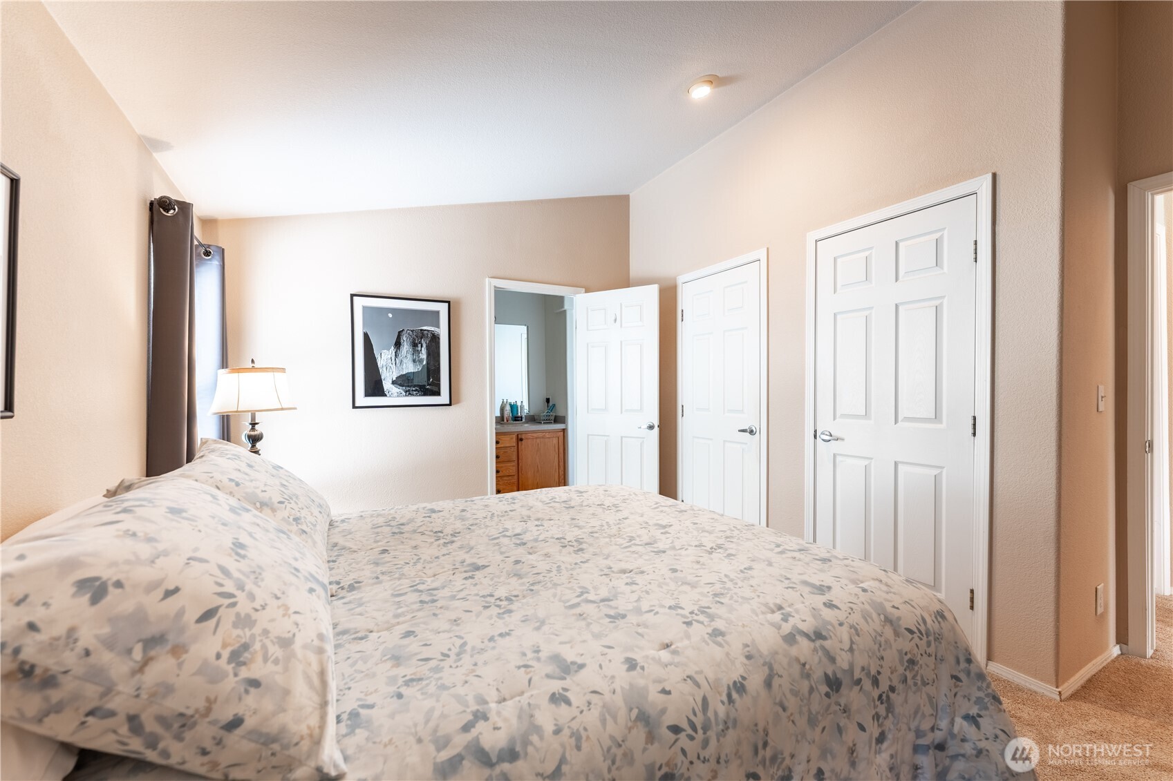 515 Country Lane Property Photo 16