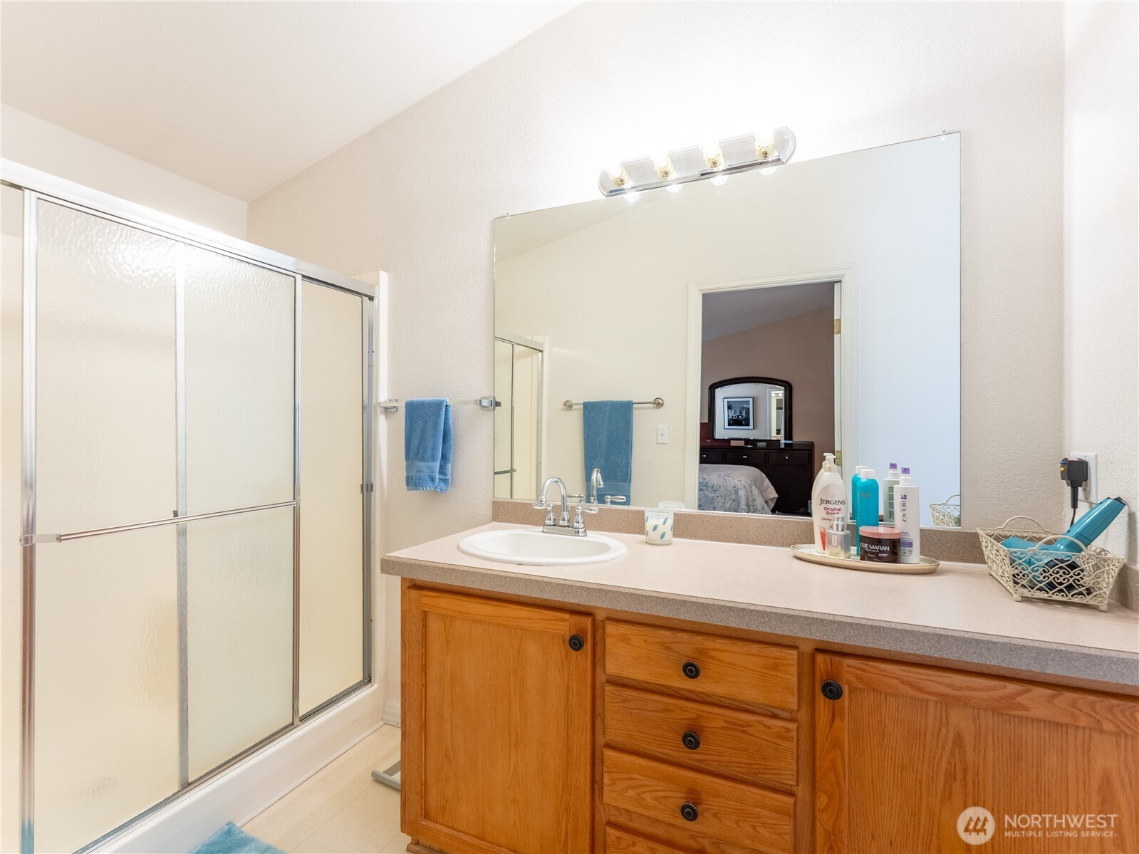 515 Country Lane Property Photo 18